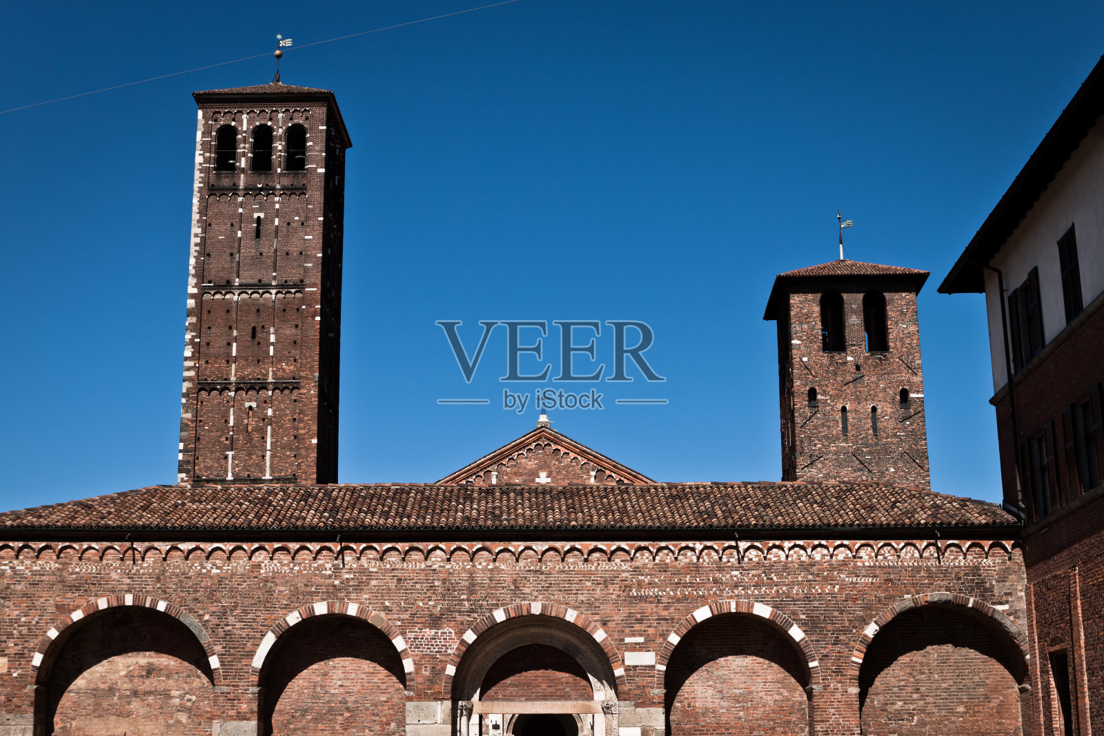 圣安布罗焦教堂,米兰-伦巴第,意大利照片摄影图片