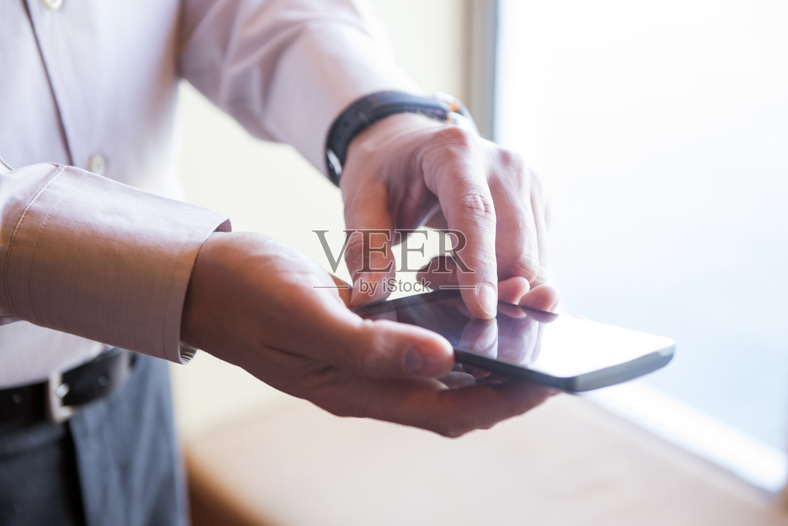 手机,发短信照片摄影图片