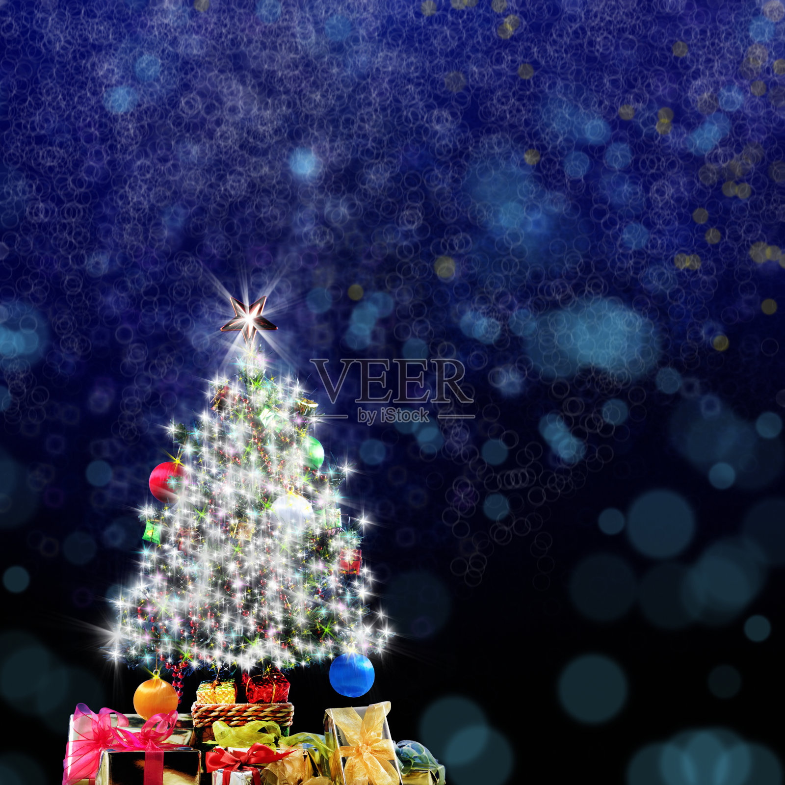 圣诞树和抽象灯照片摄影图片