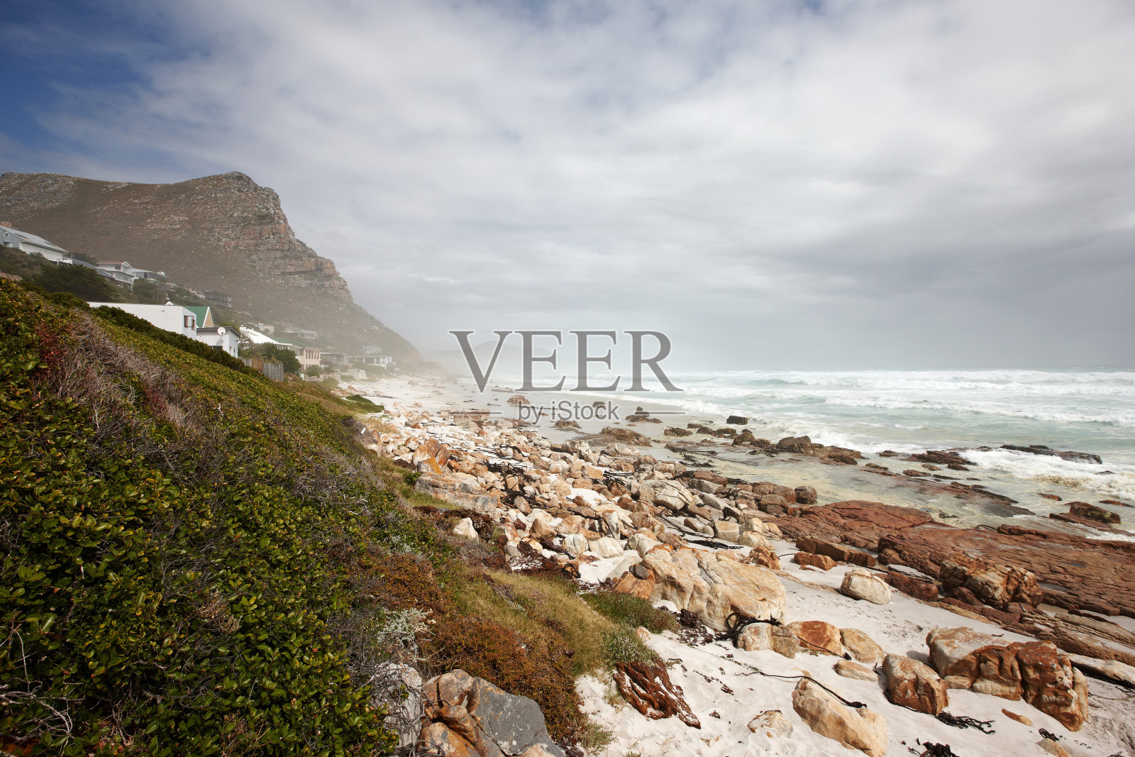 斯卡伯勒附近的海角岬海岸线照片摄影图片