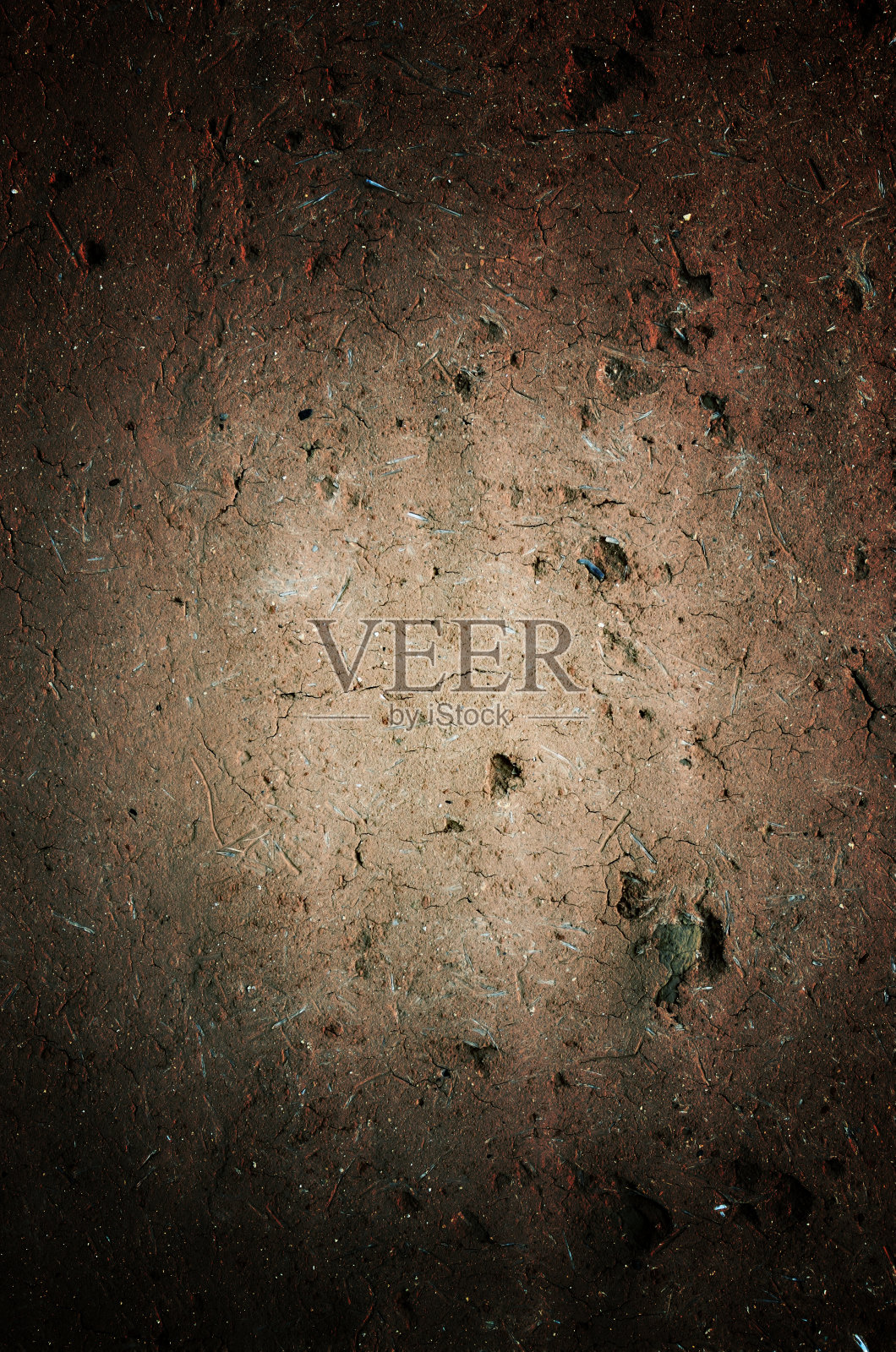 垃圾背景上的裂缝照片摄影图片