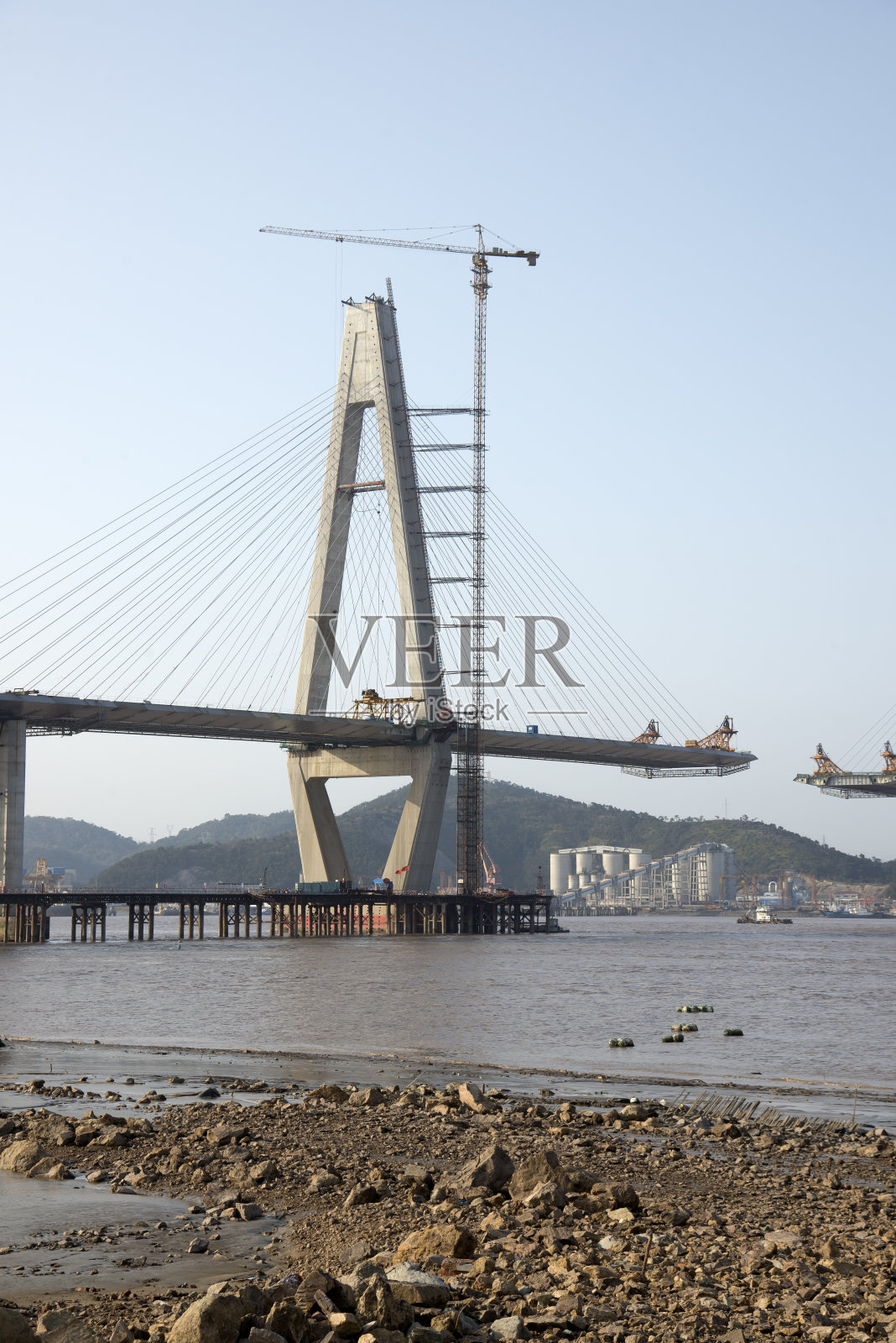 海上桥梁施工照片摄影图片