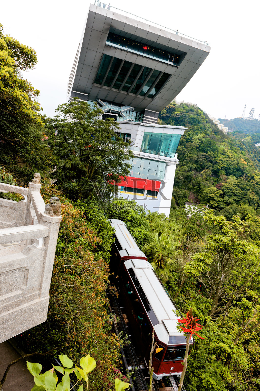 火车接近公园站,中国香港照片摄影图片