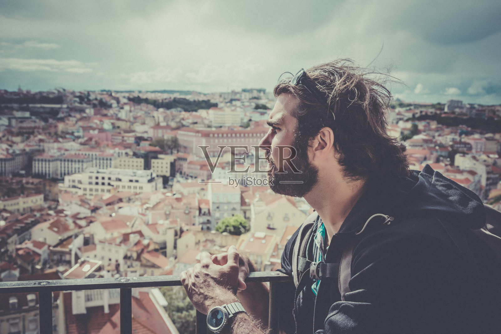 葡萄牙里斯本的游客照片摄影图片