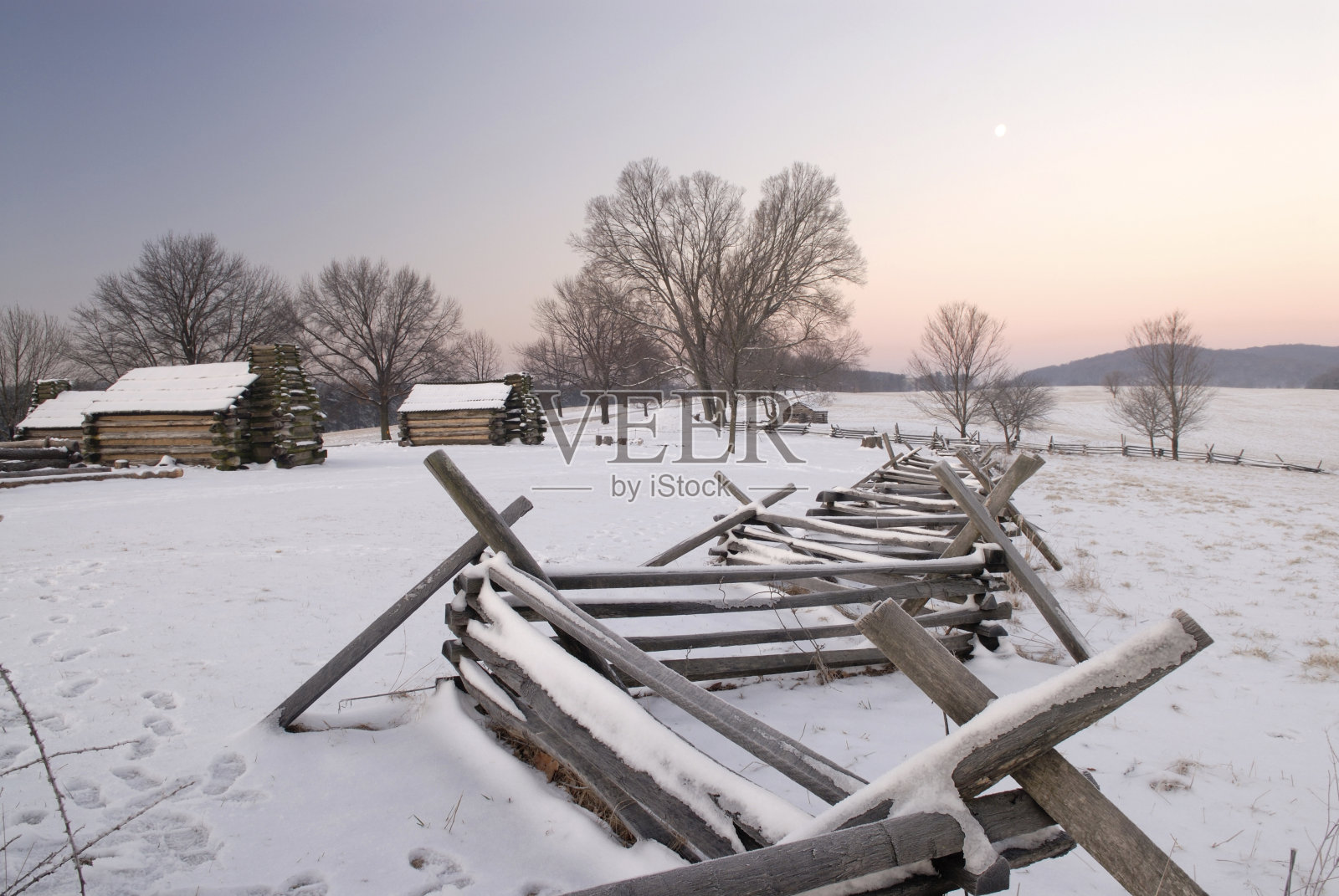 冬天的士兵中心照片摄影图片