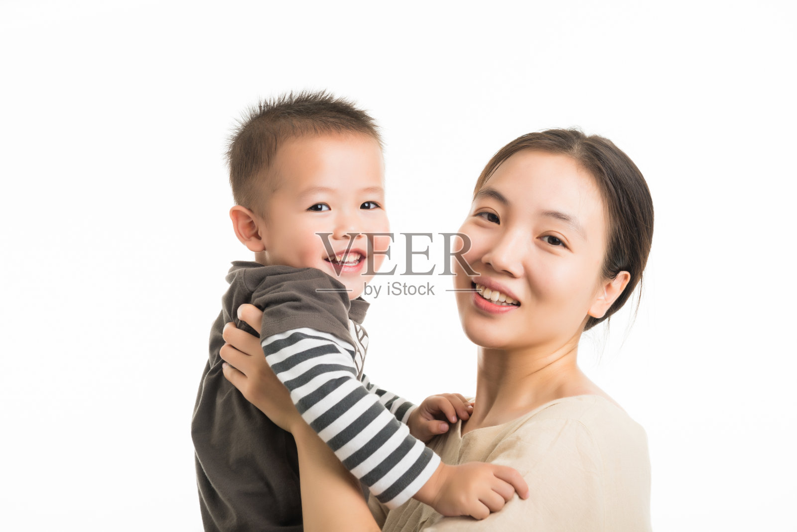亚洲妇女和她的儿子照片摄影图片