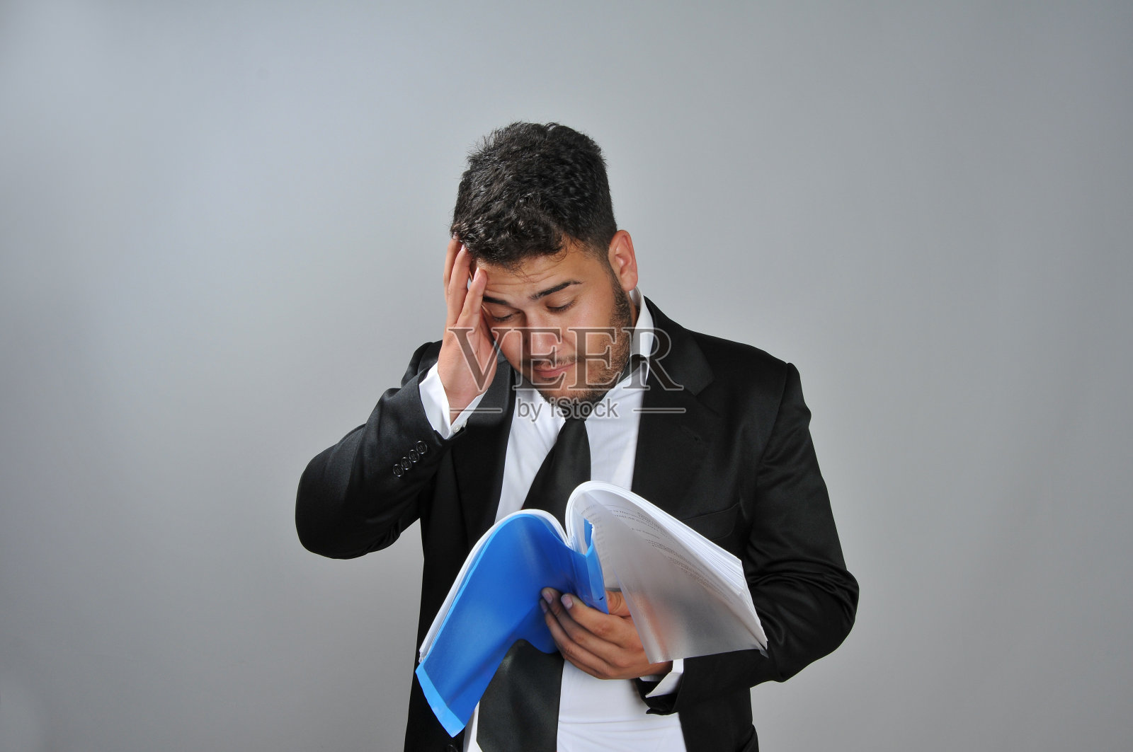 压力下的年轻商人照片摄影图片