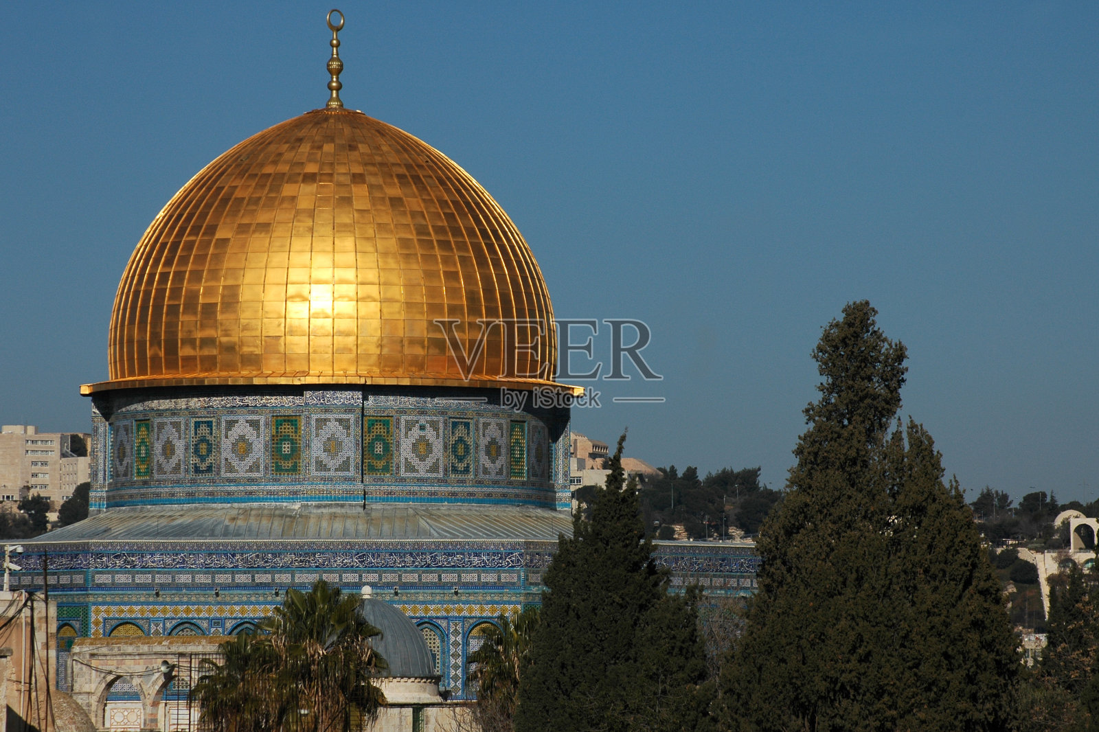 耶路撒冷东部的圆顶清真寺照片摄影图片