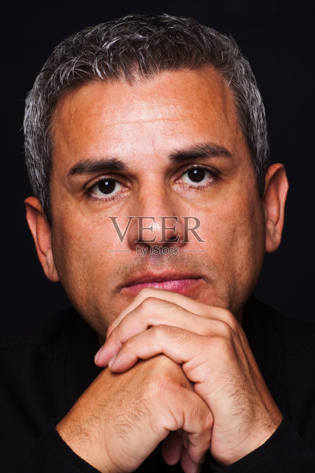 成熟的拉美裔人照片摄影图片