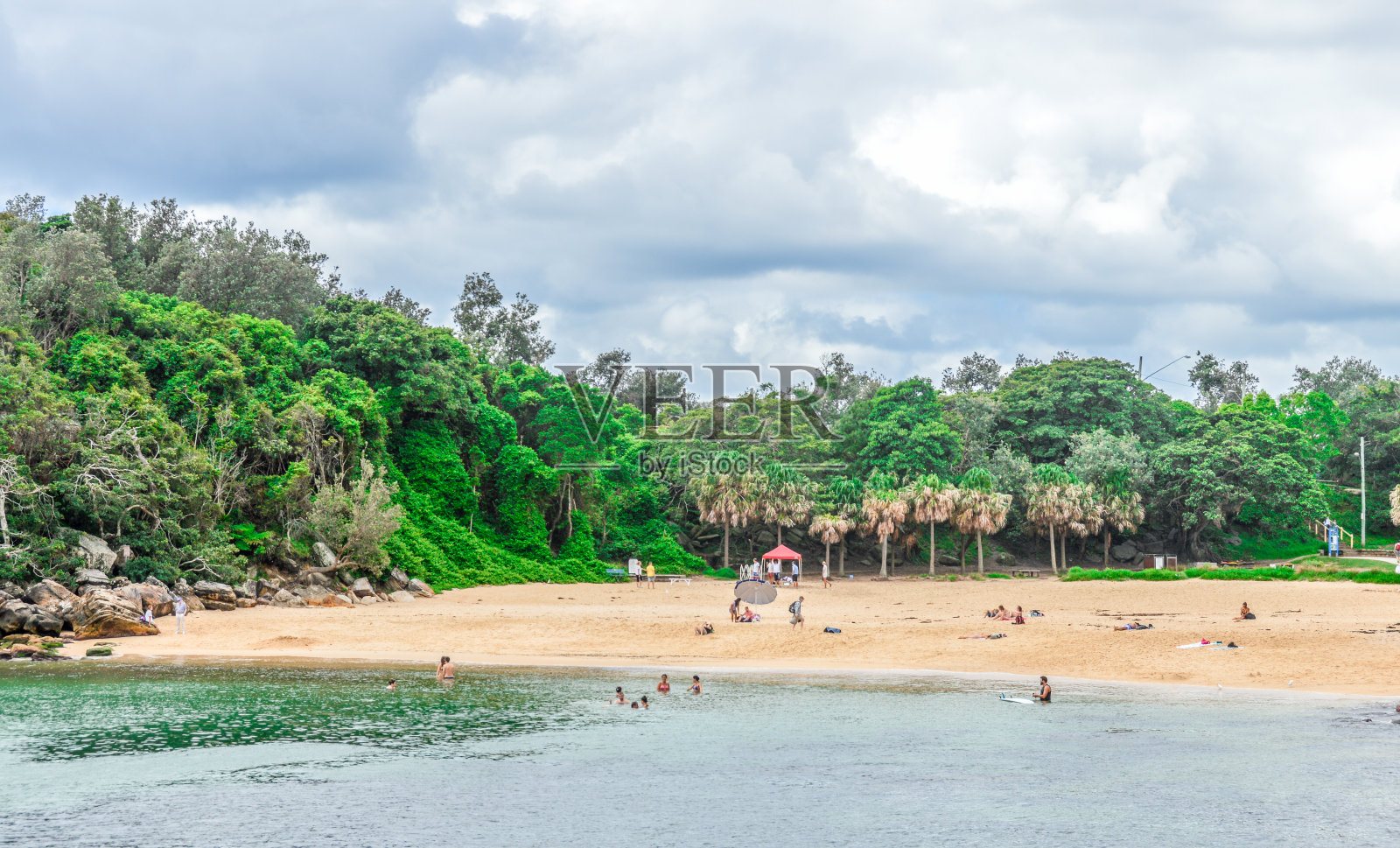 澳大利亚悉尼的雪莉海滩照片摄影图片