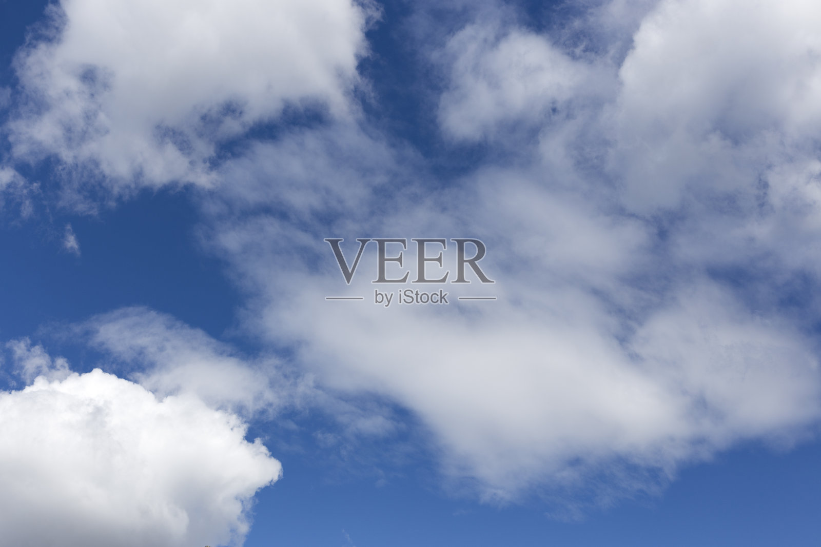 天空中的云照片摄影图片