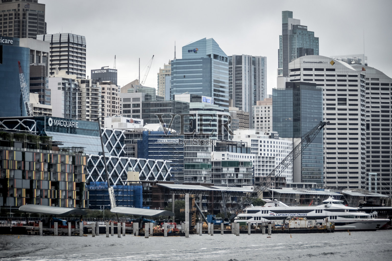 达令港沿岸的悉尼城市景观照片摄影图片