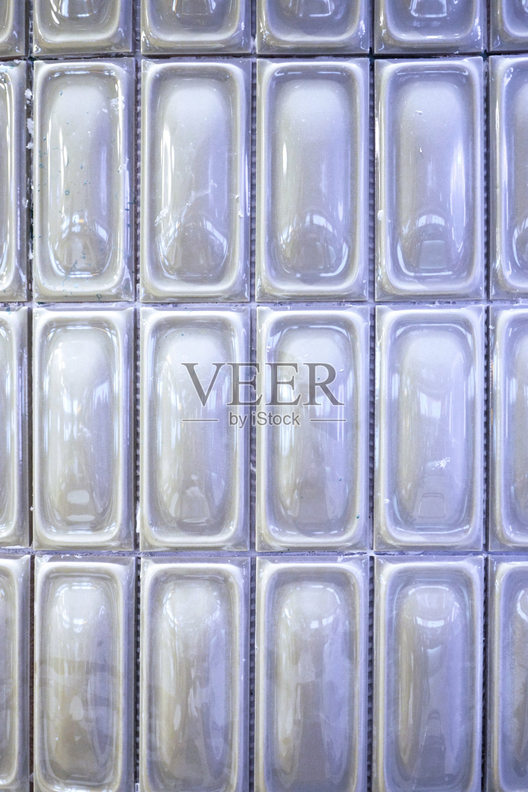 白色现代瓷砖砖墙照片摄影图片