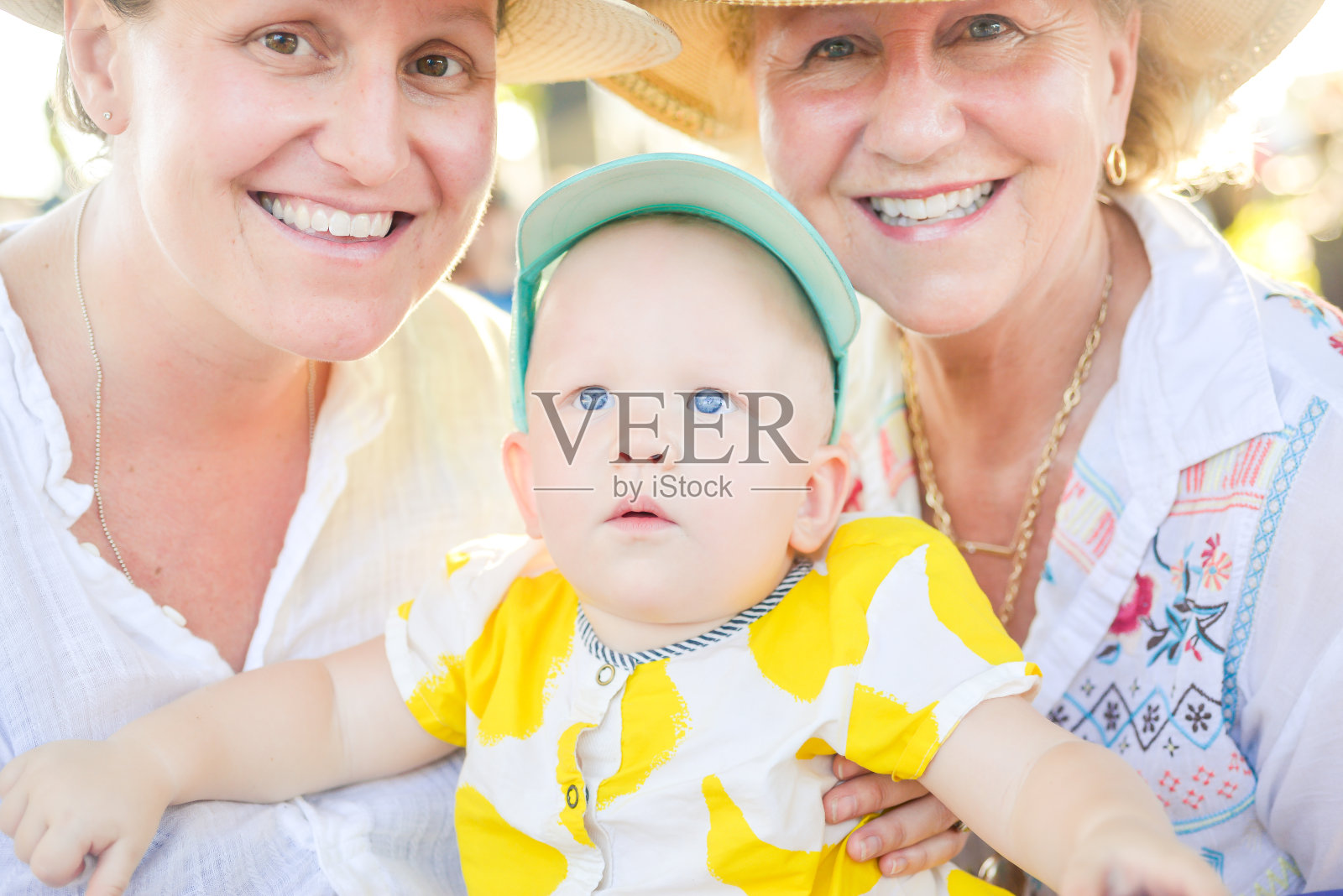 阳光灿烂的日子照片摄影图片