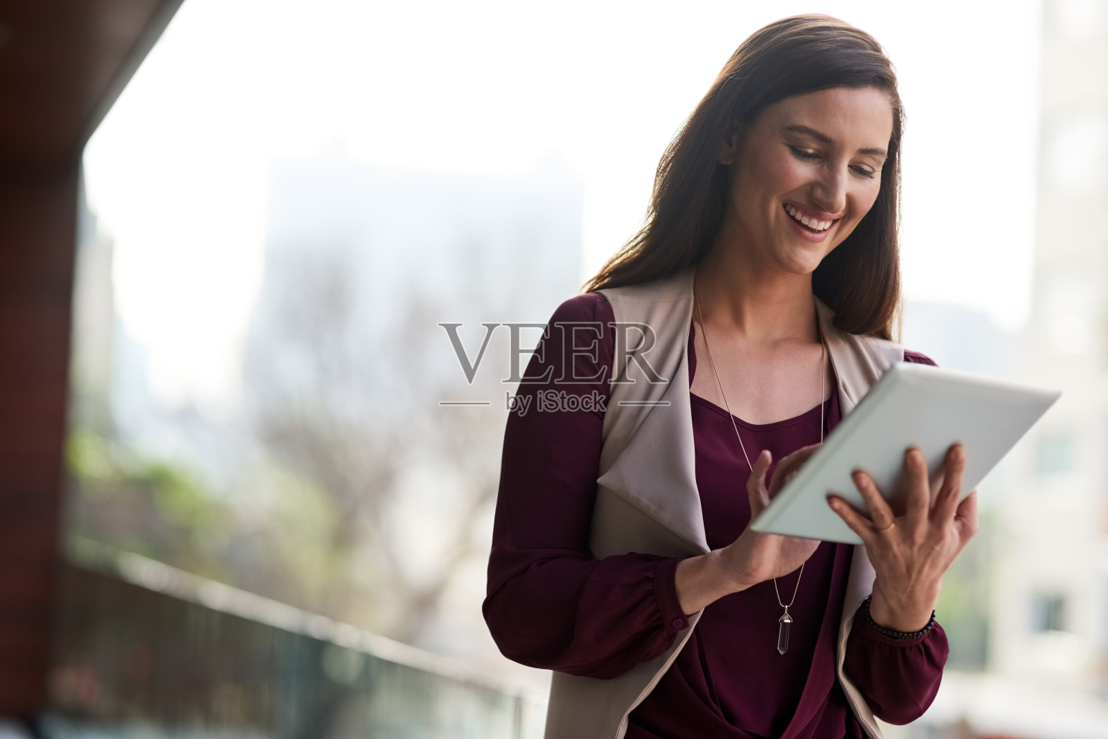 自学能让你发财照片摄影图片