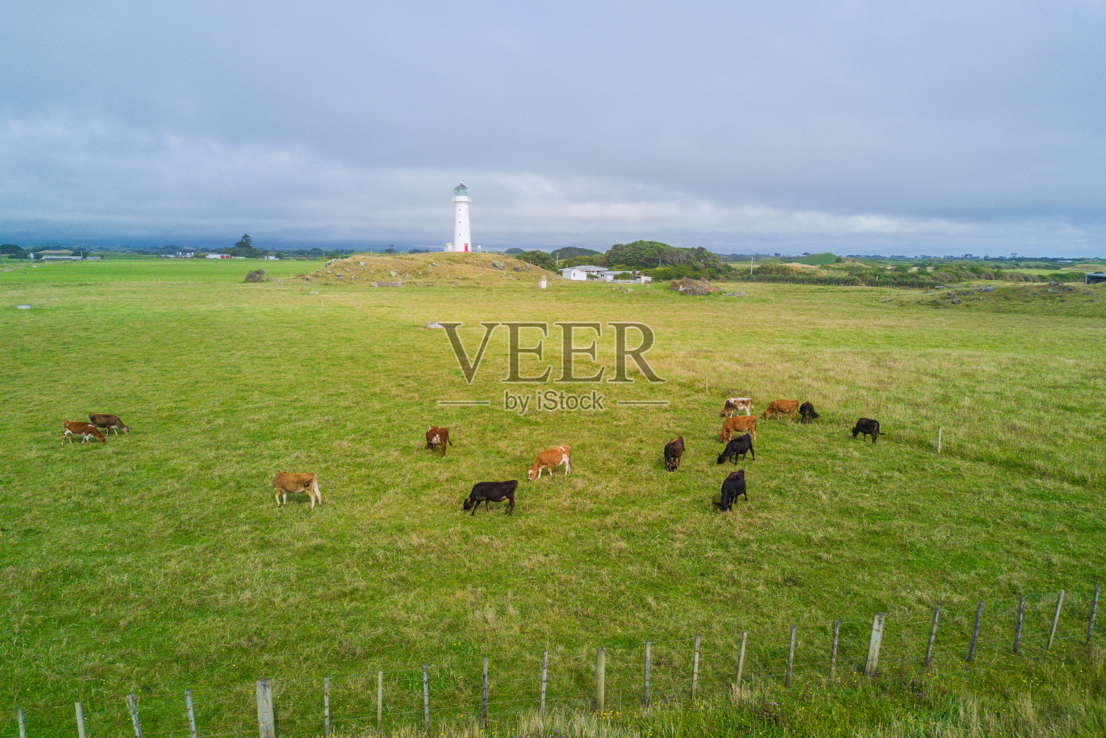 航拍角埃格蒙特灯塔,新西兰照片摄影图片