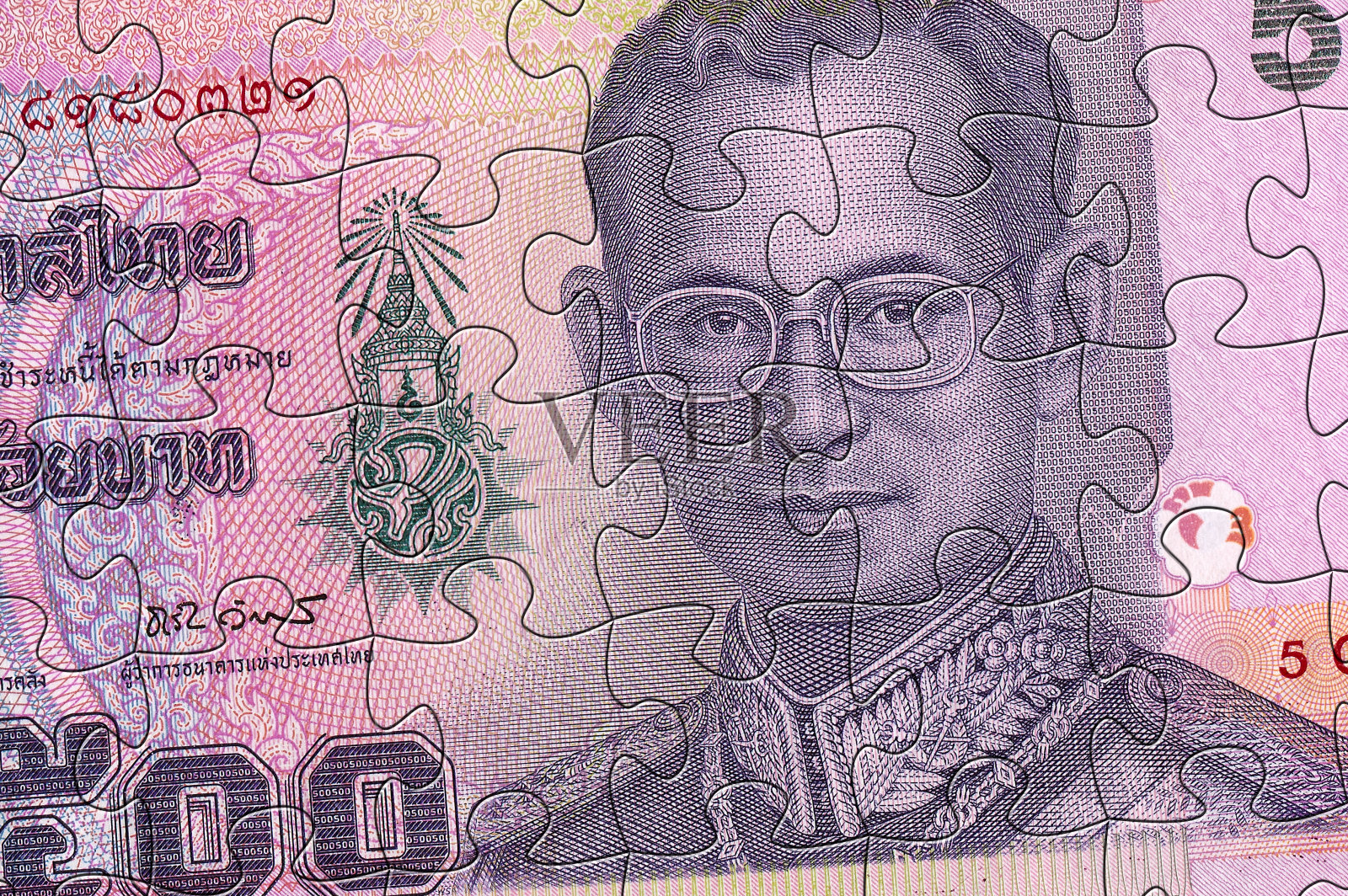 货币拼图:100泰铢照片摄影图片