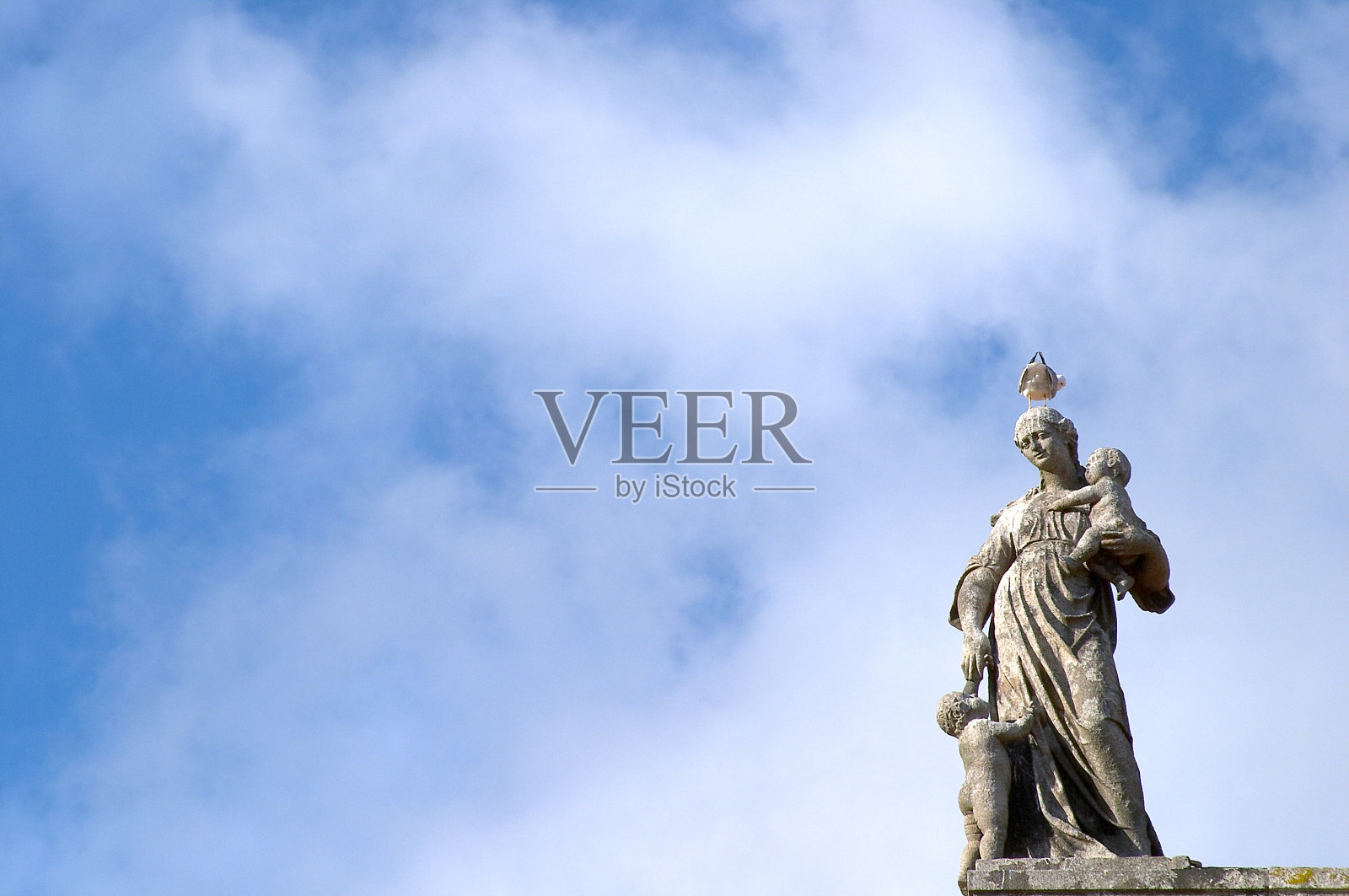 母性雕像(葡萄牙)照片摄影图片