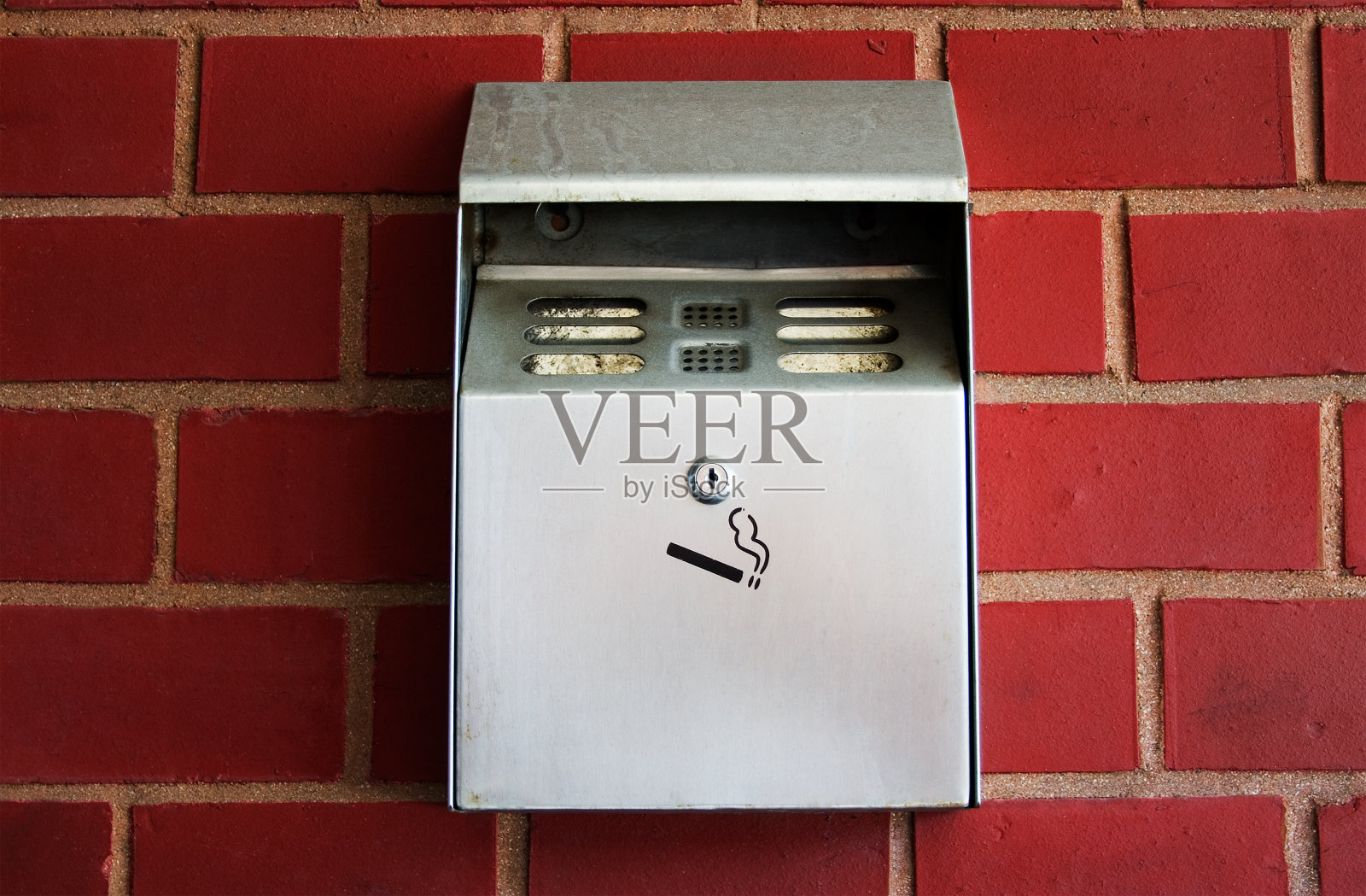 香烟处理照片摄影图片