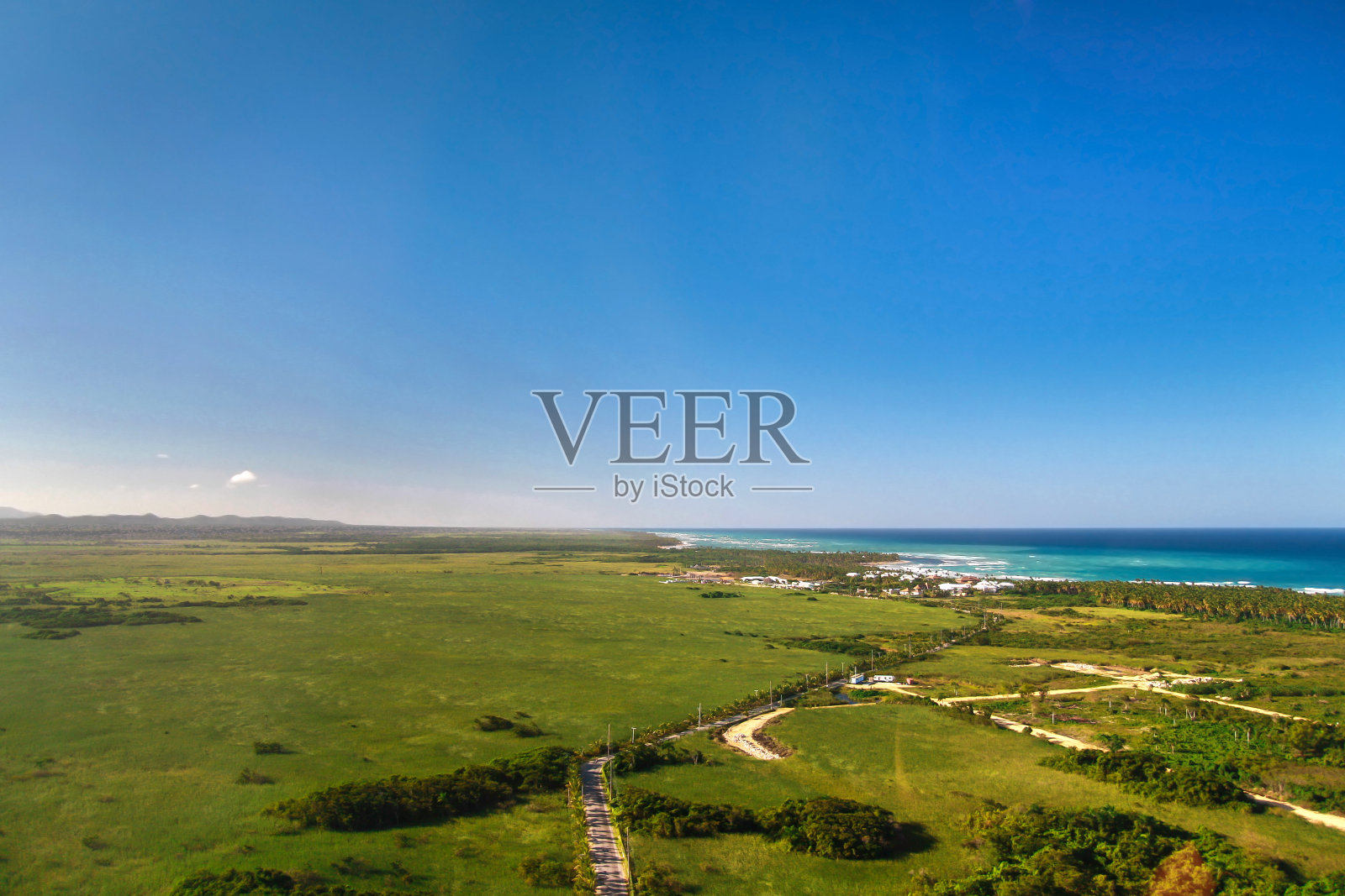 从直升机上看大西洋照片摄影图片