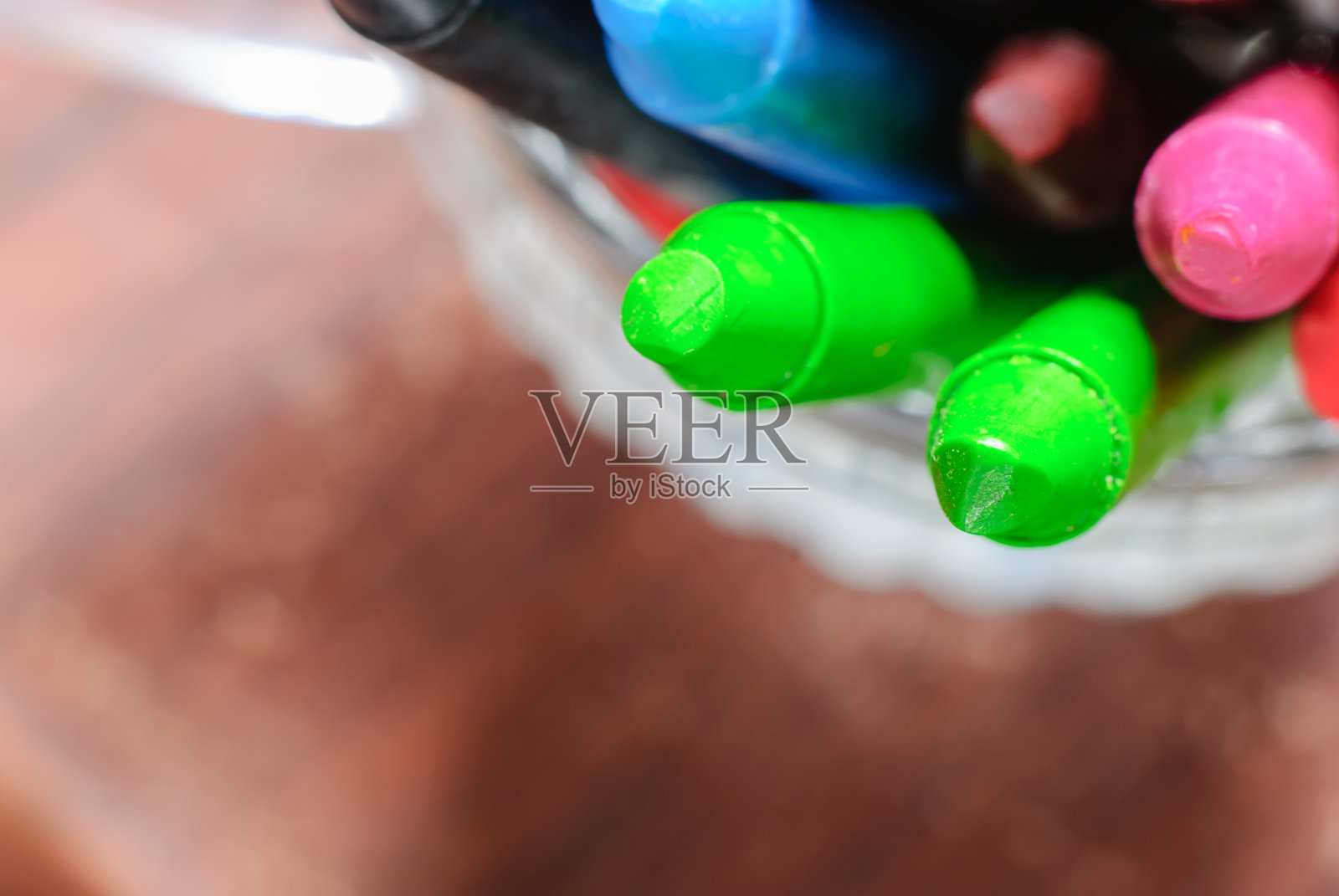 蜡笔绘画照片摄影图片