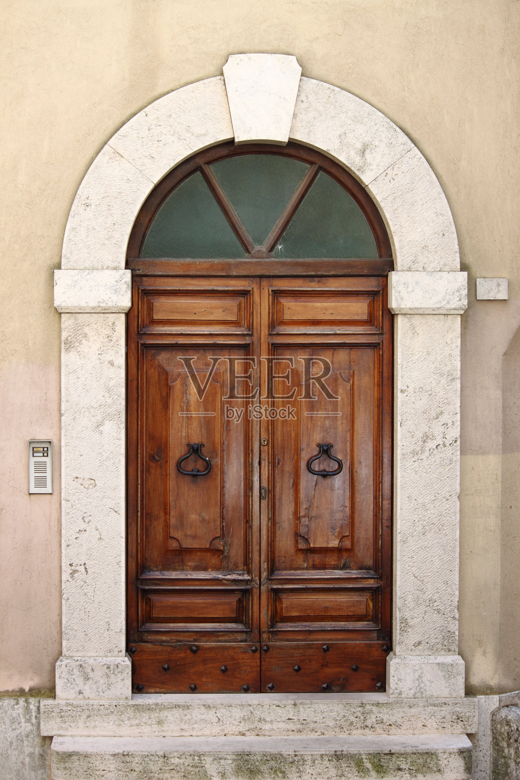 中世纪的前门照片摄影图片