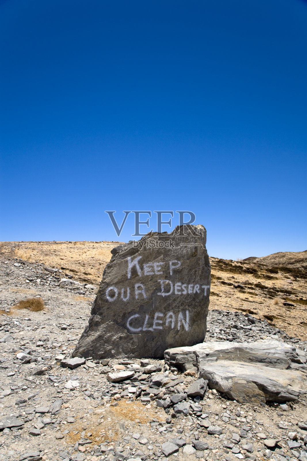 保持沙漠清洁路标照片摄影图片
