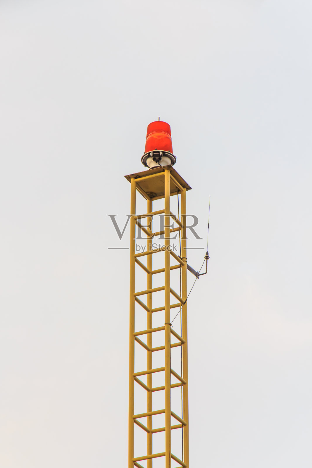 塔警告信号。照片摄影图片