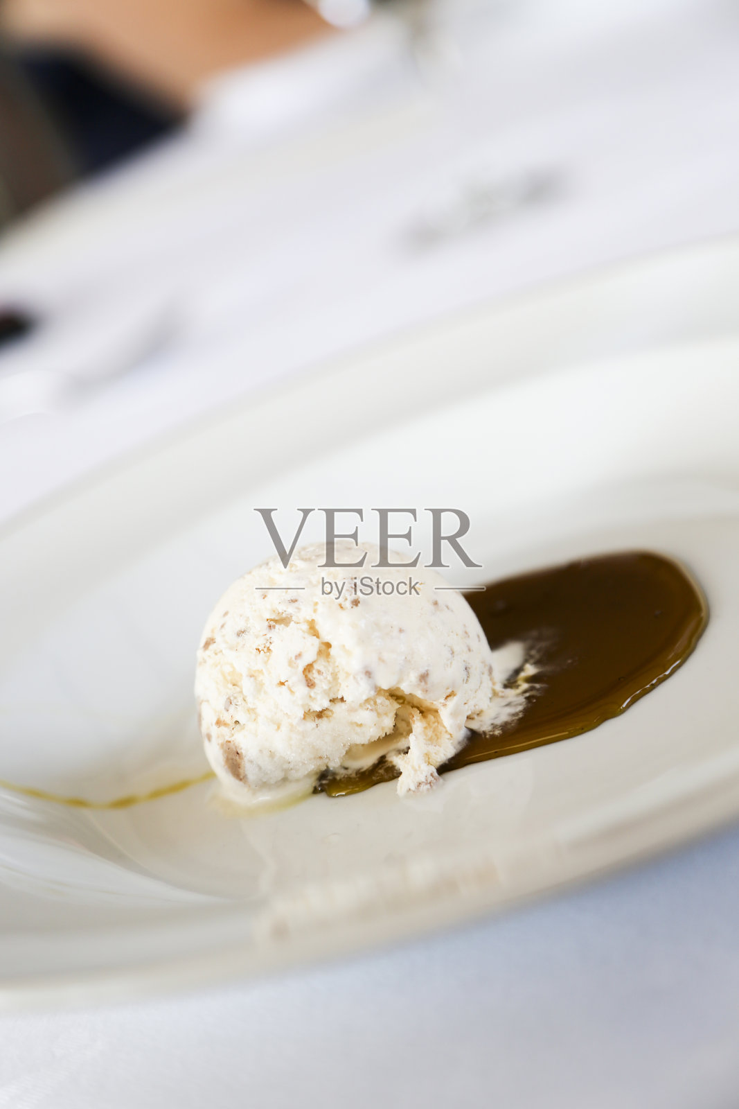 焦糖冰淇淋照片摄影图片