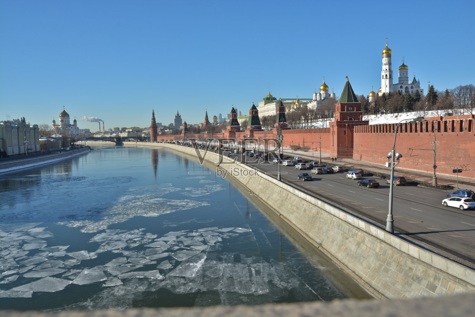 莫斯科克里姆林宫的河堤。照片摄影图片