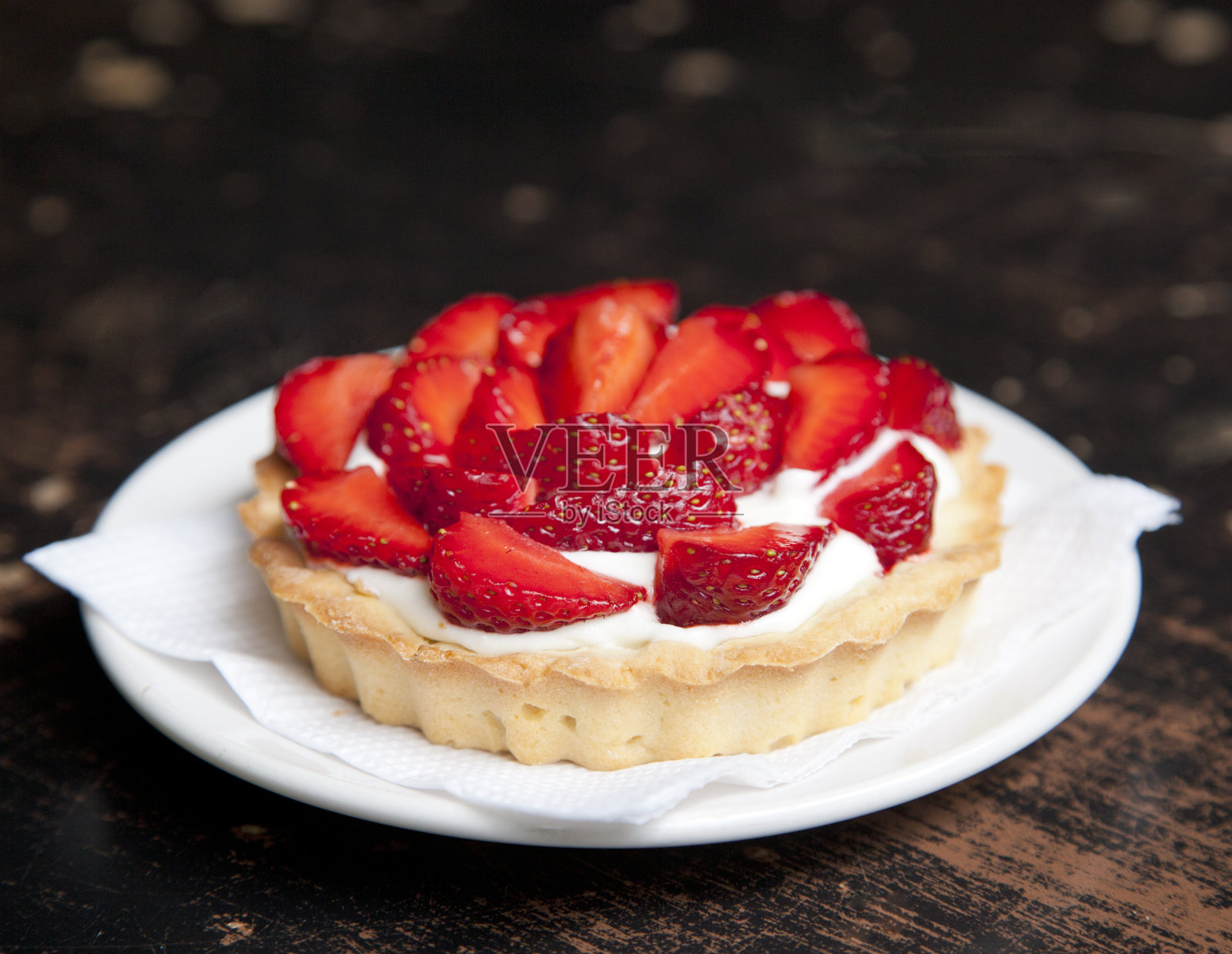 多汁的草莓馅饼照片摄影图片