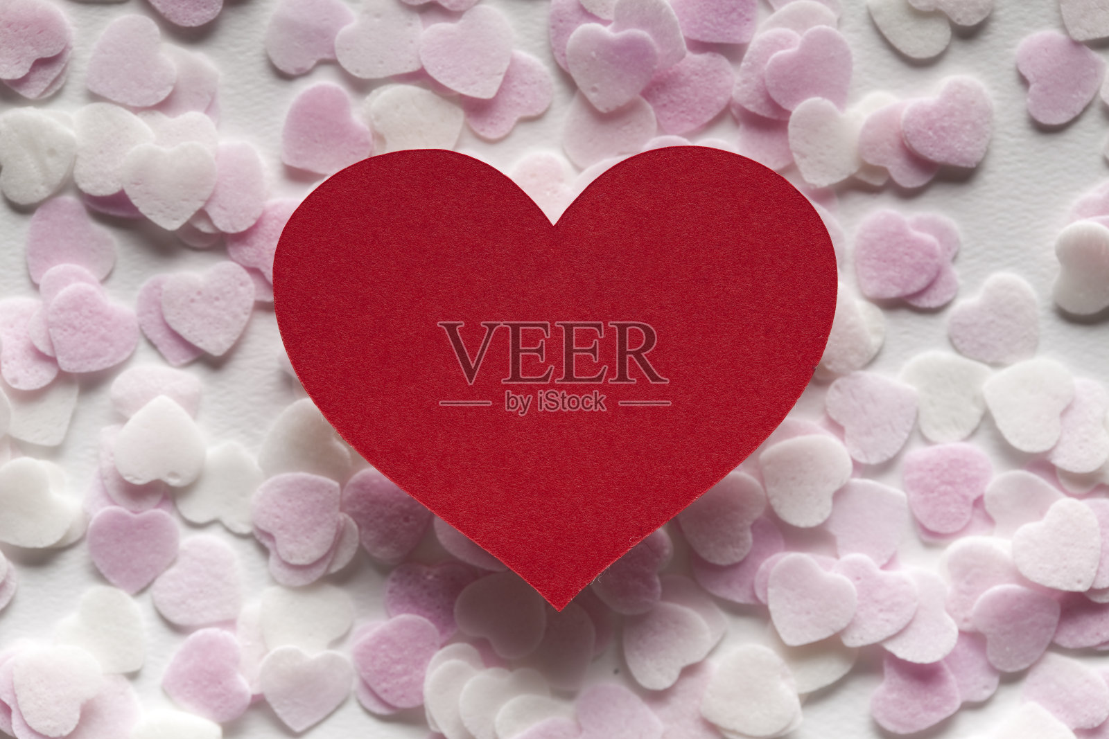 红色的心和粉色的心作为背景照片摄影图片