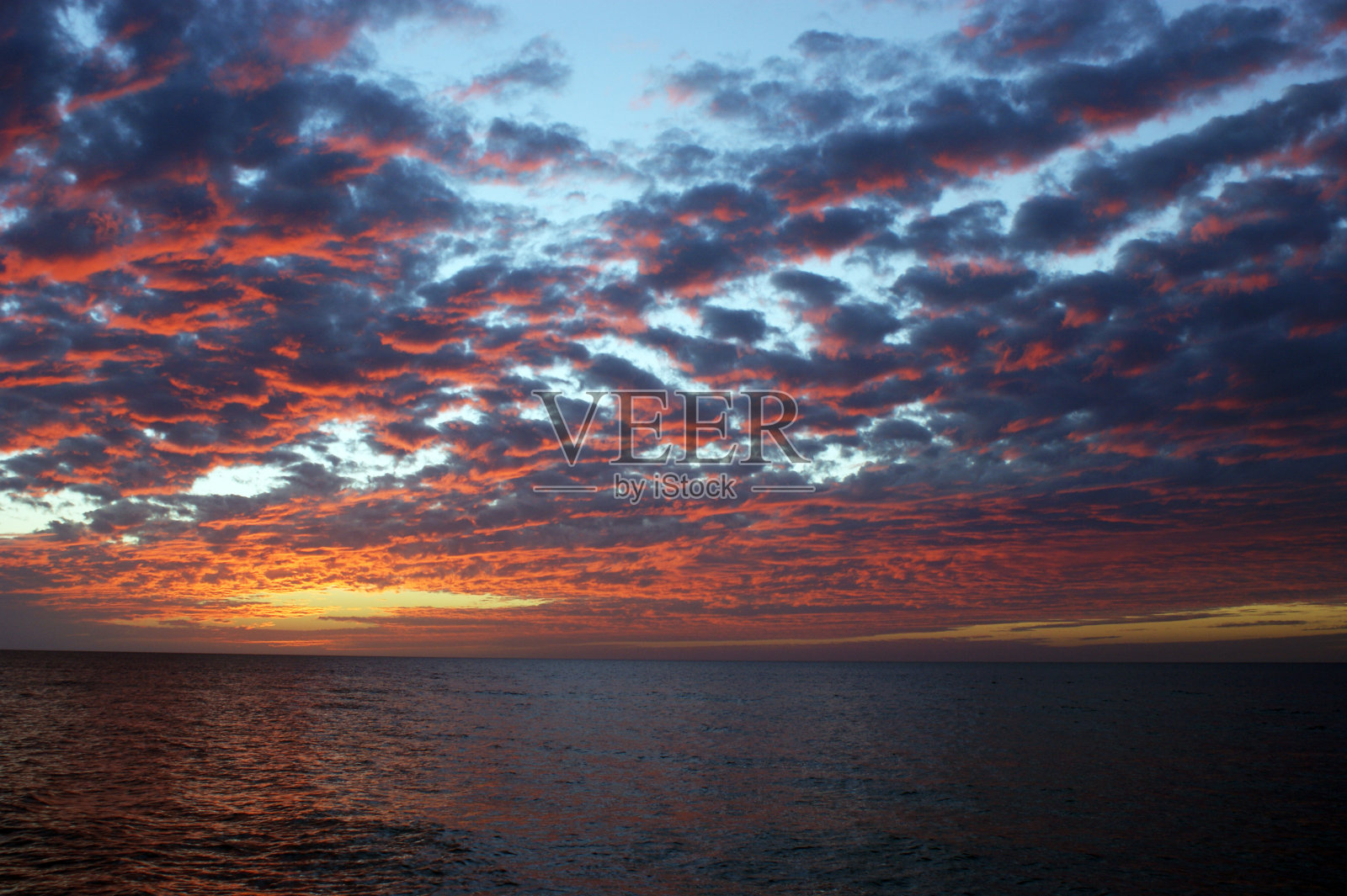 日落时的壮观天空照片摄影图片