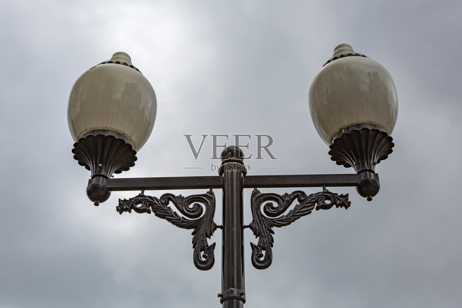 黑色的路灯照片摄影图片