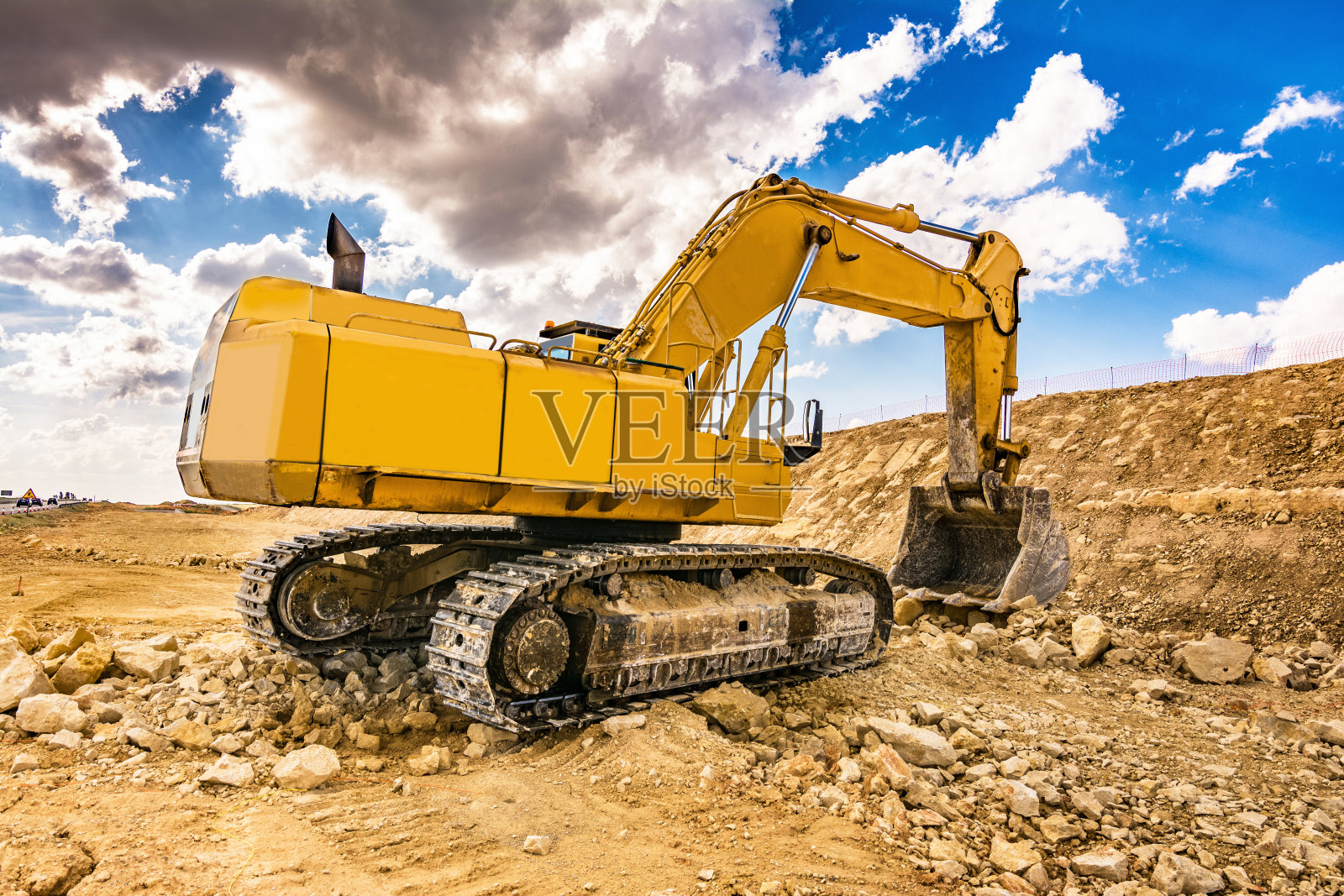 重型机械公路建设,水桶照片摄影图片