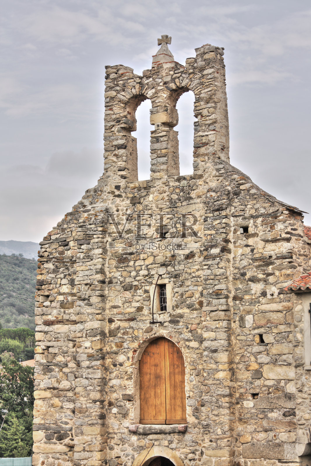 法国东方比利牛斯教堂照片摄影图片