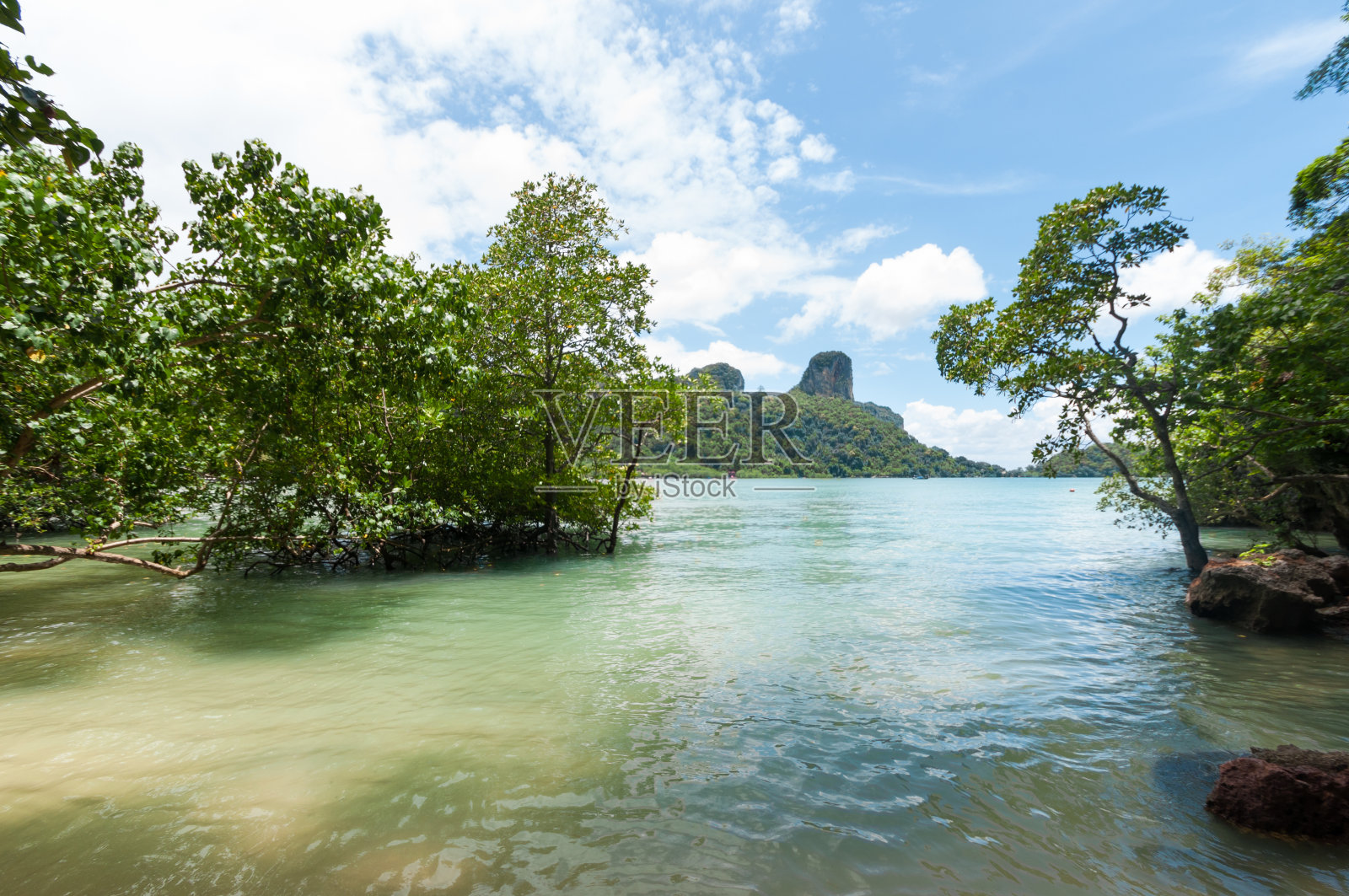 泰国甲米的拉伊海滩照片摄影图片