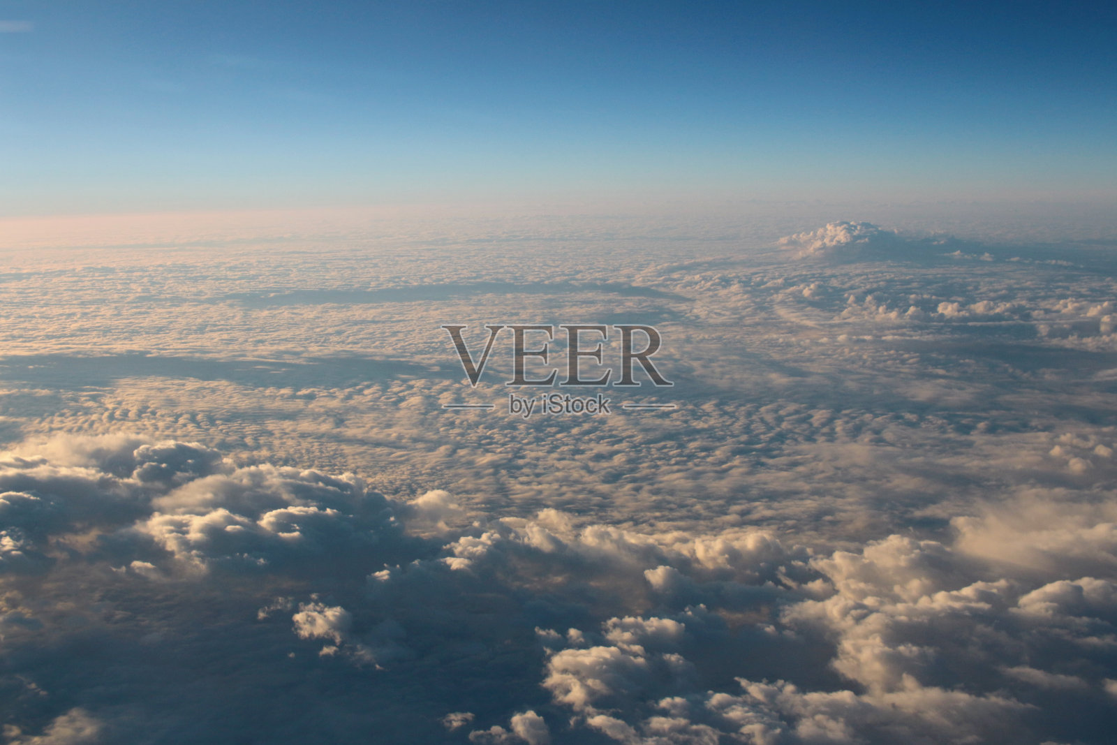 大气-天空和云的背景照片摄影图片