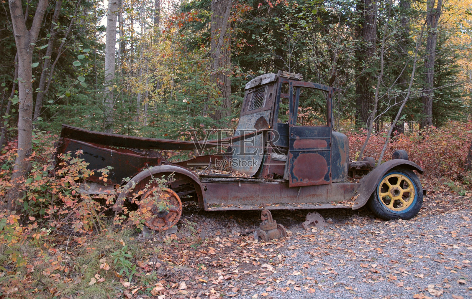 废弃的汽车照片摄影图片