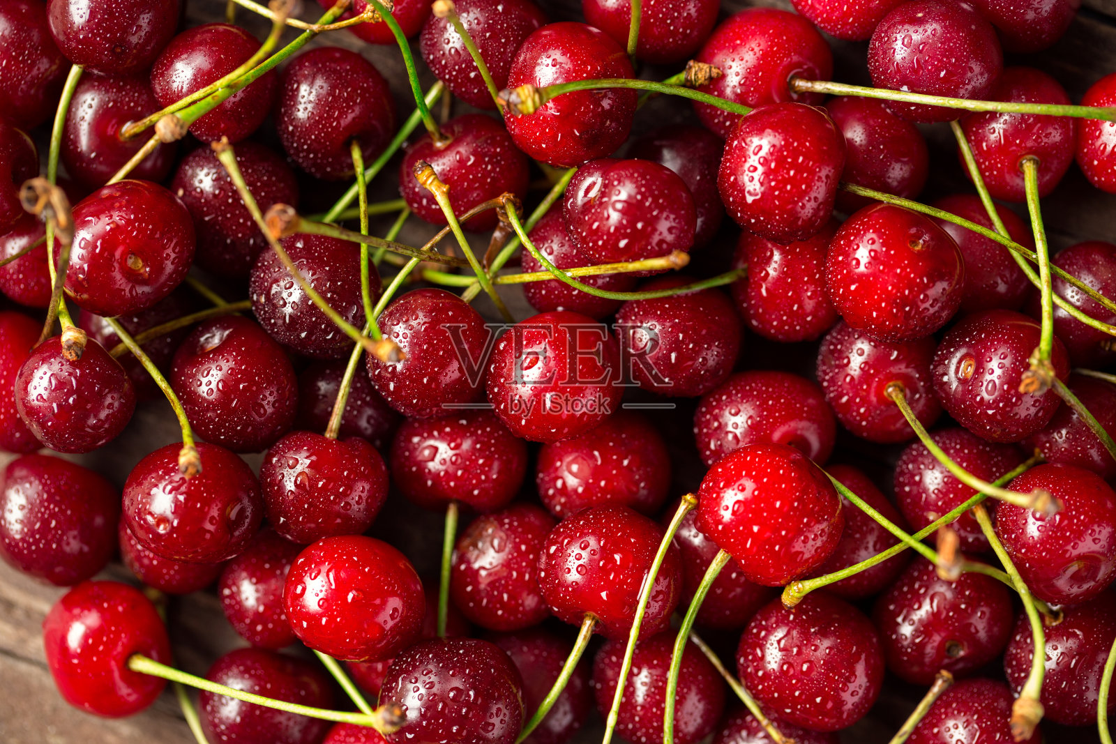 水滴樱桃照片摄影图片