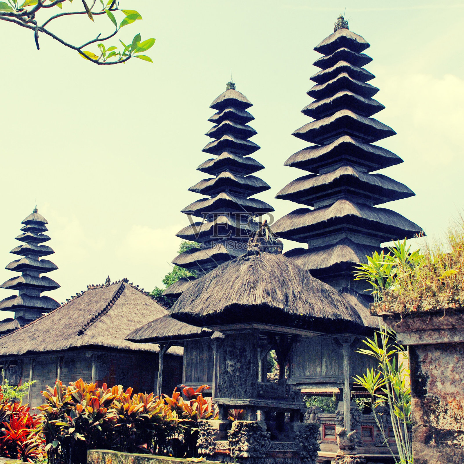 印度尼西亚巴厘岛阿云花园寺庙照片摄影图片
