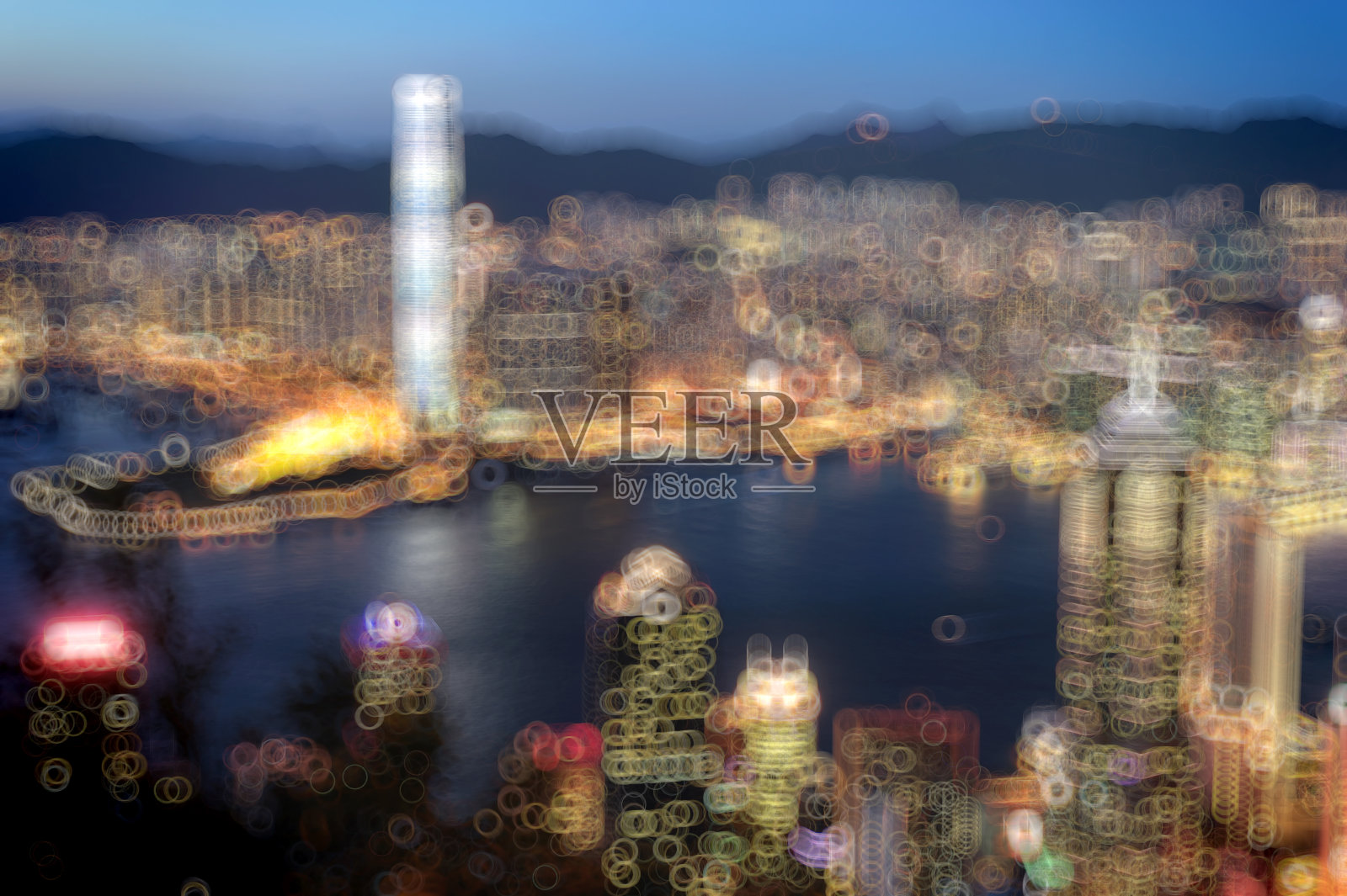 香港维多利亚山顶模糊的灯光照片摄影图片