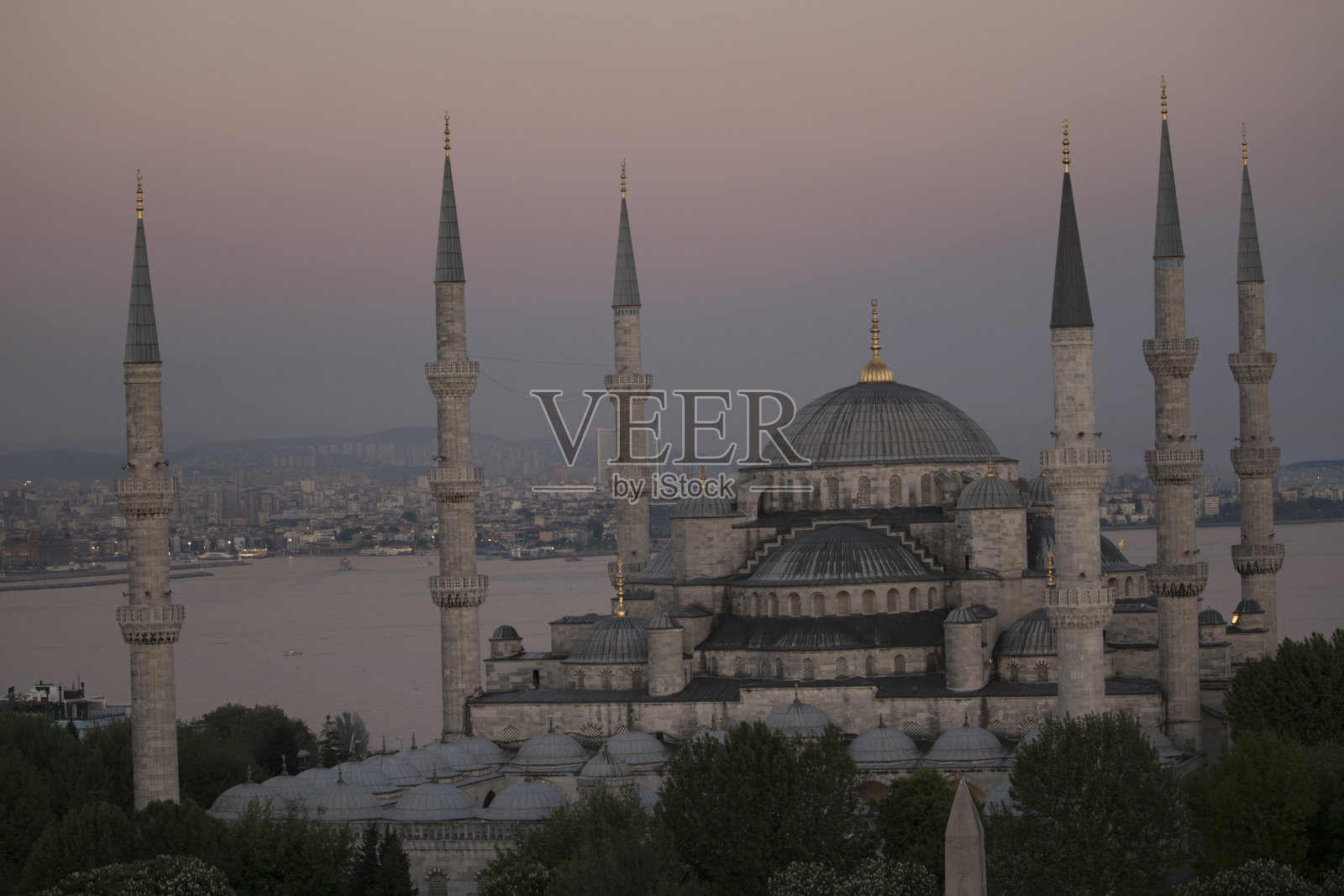 蓝色清真寺,(苏丹艾哈迈德卡米),伊斯坦布尔,土耳其照片摄影图片