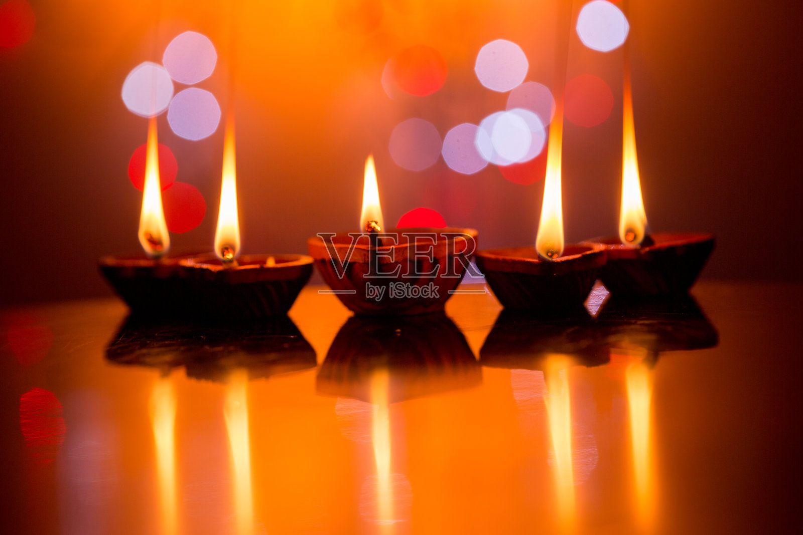 排灯节的油灯照片摄影图片