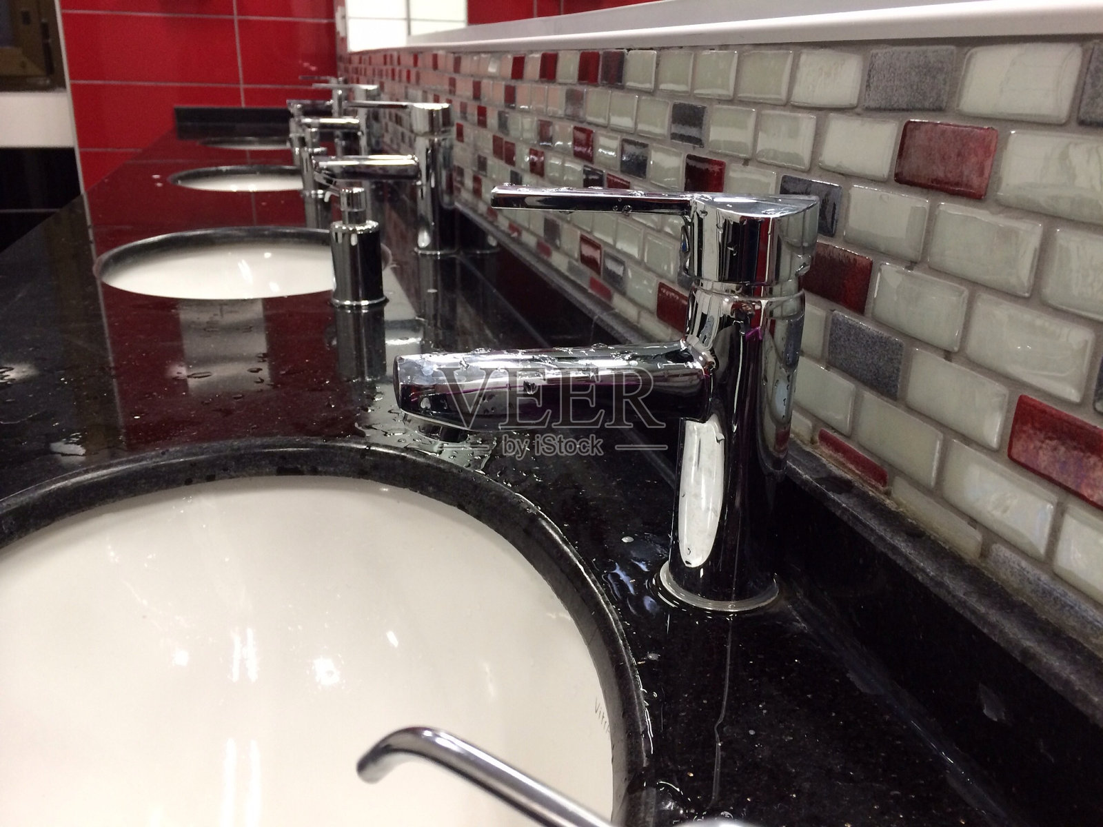 办公室卫生间设计照片摄影图片