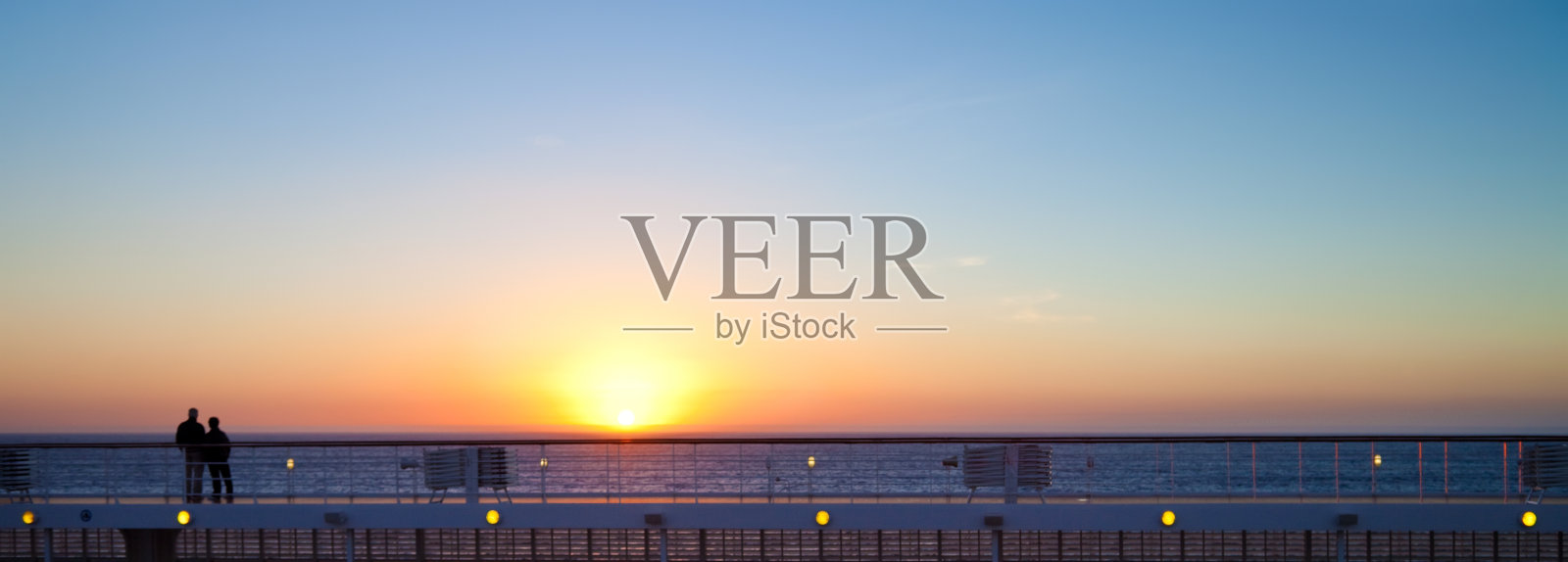 海上日出照片摄影图片