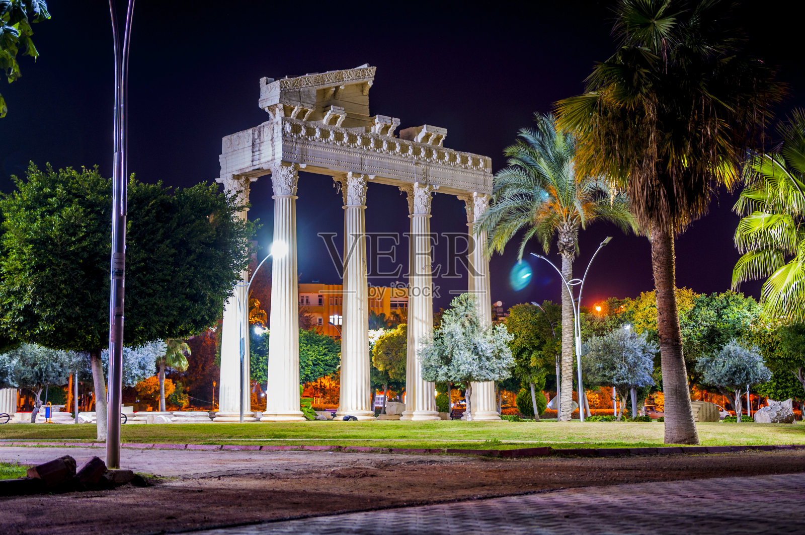 夜灯列照片摄影图片