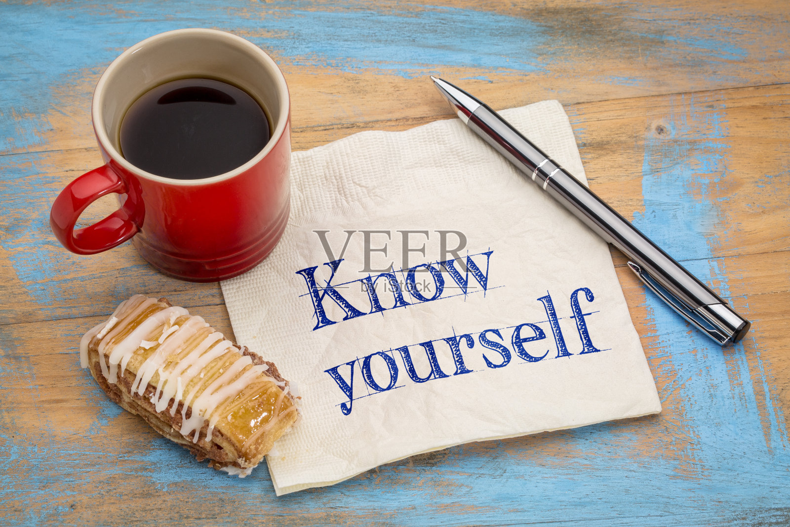 了解自己对餐巾的看法照片摄影图片