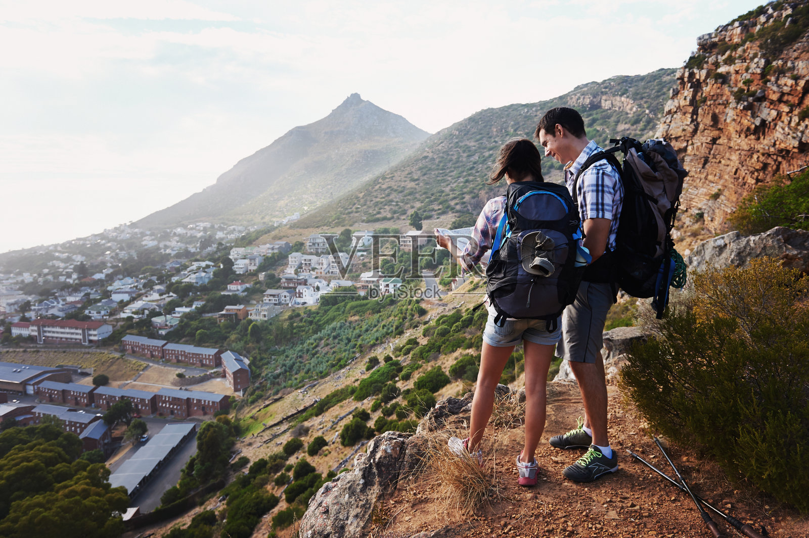 正在寻找去往目的地的路线照片摄影图片