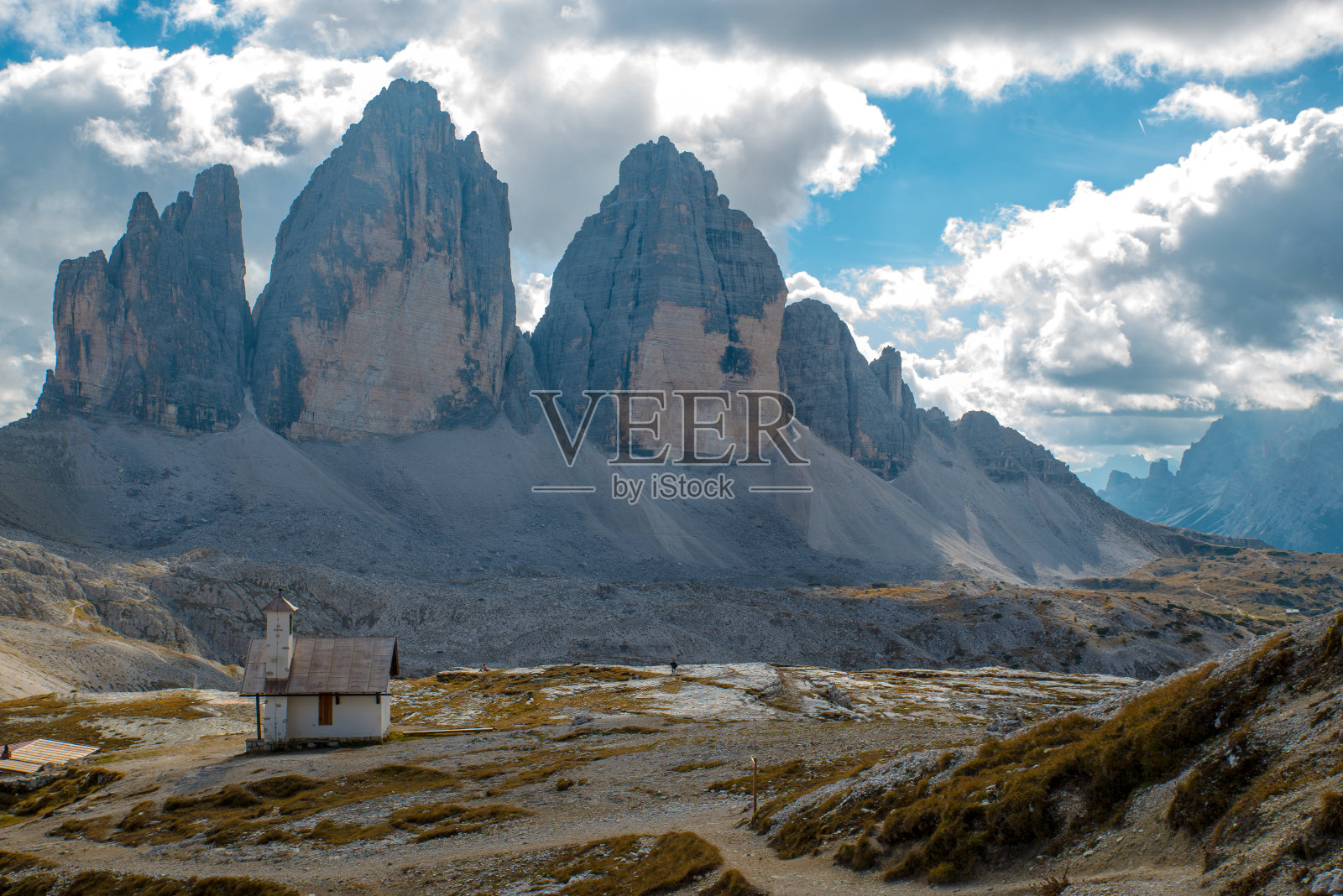 白云石山脉照片摄影图片